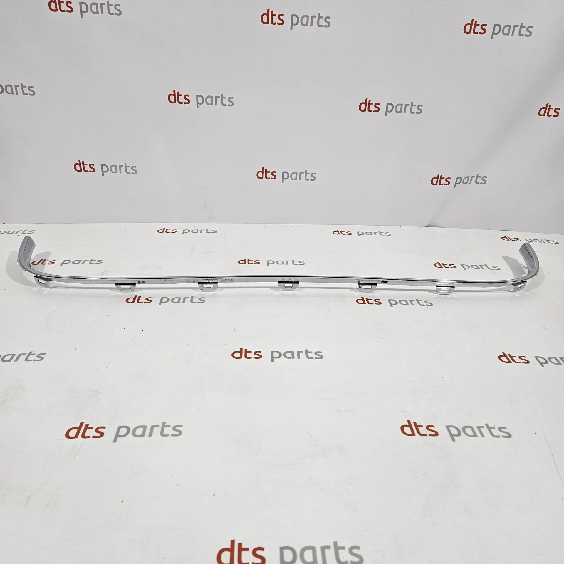 OEM PSA 9677638280 – Front bumper chrome grille