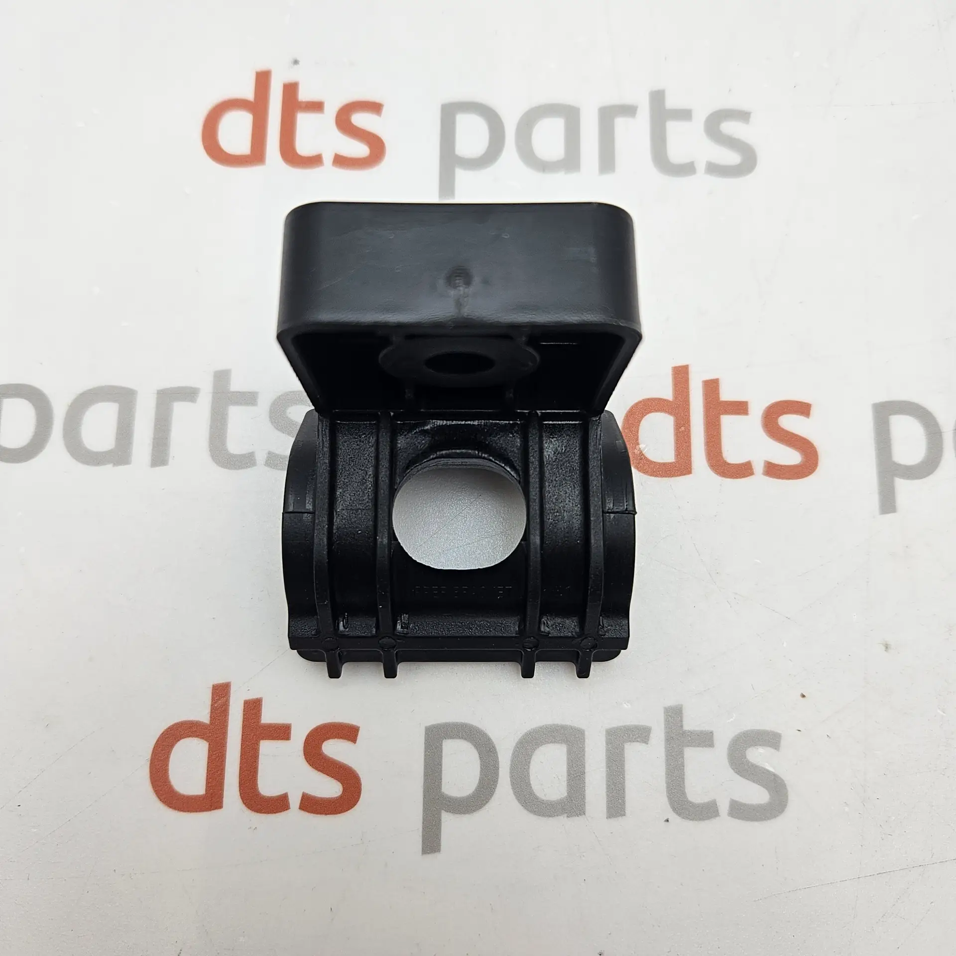 OEM PSA 96968244 – Radiator Upper Bracket
