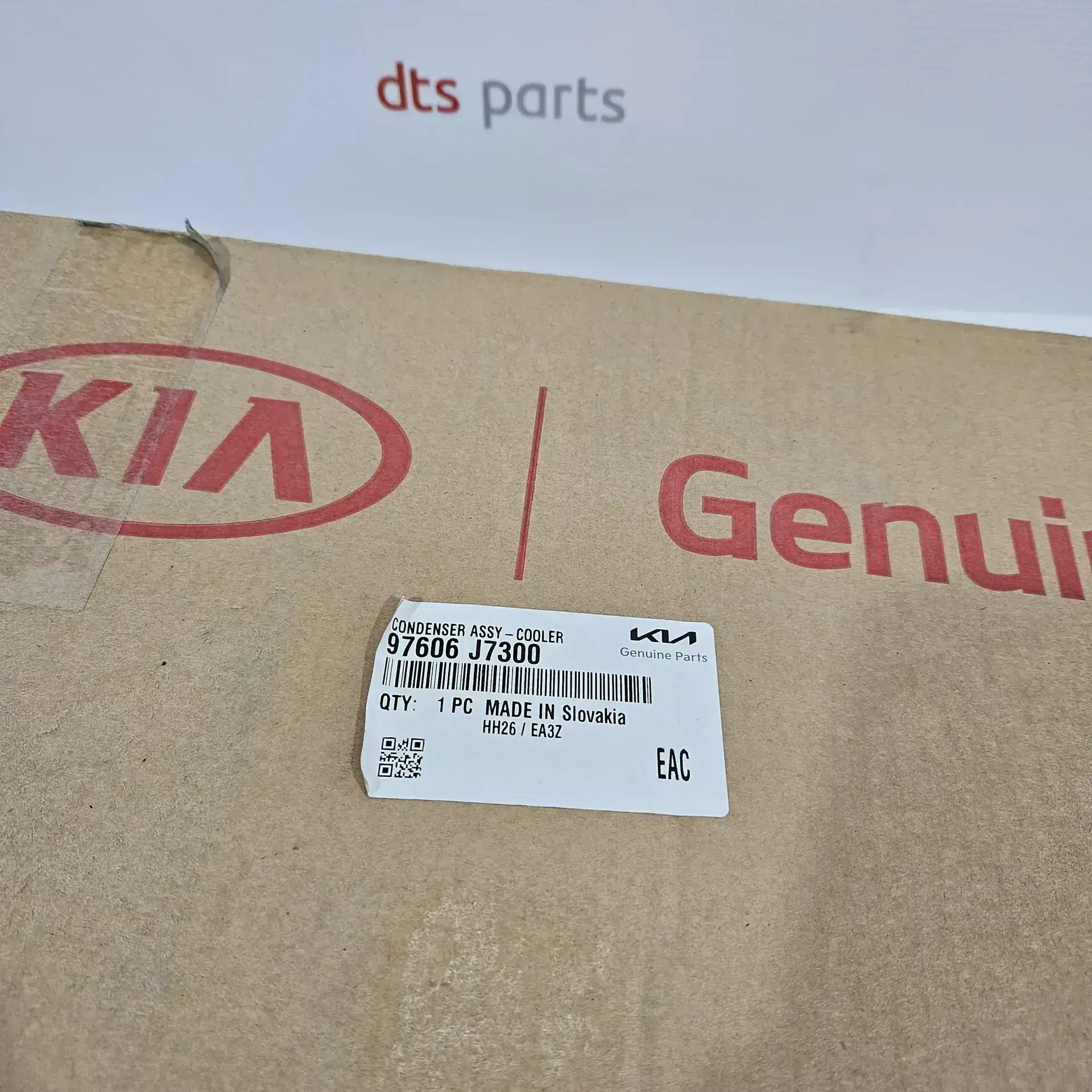 OEM Hyundai 97606J7300 – Front radiator
