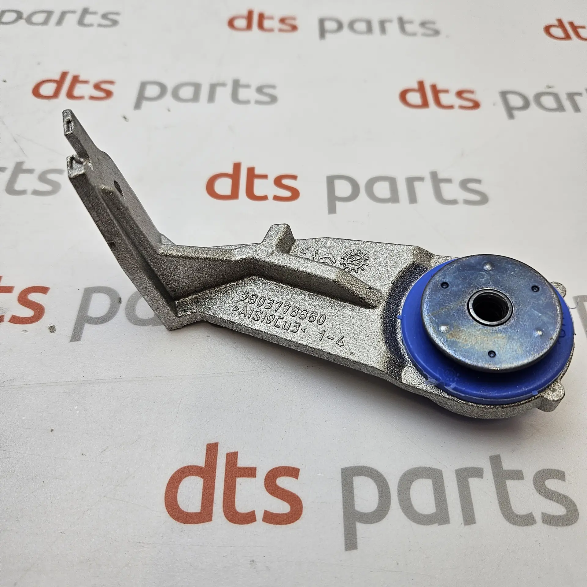 OEM PSA 9803778880 – Upper left intercooler holder/bracket