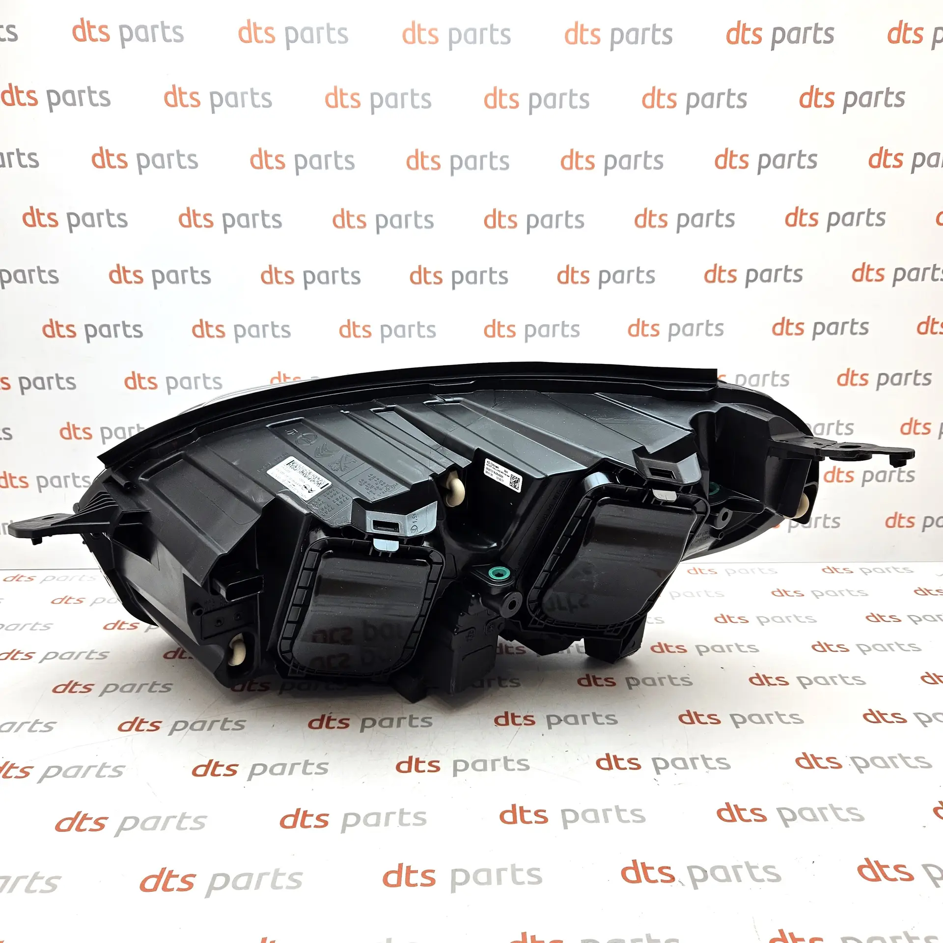 OEM PSA 9808567680 – Right headlight
