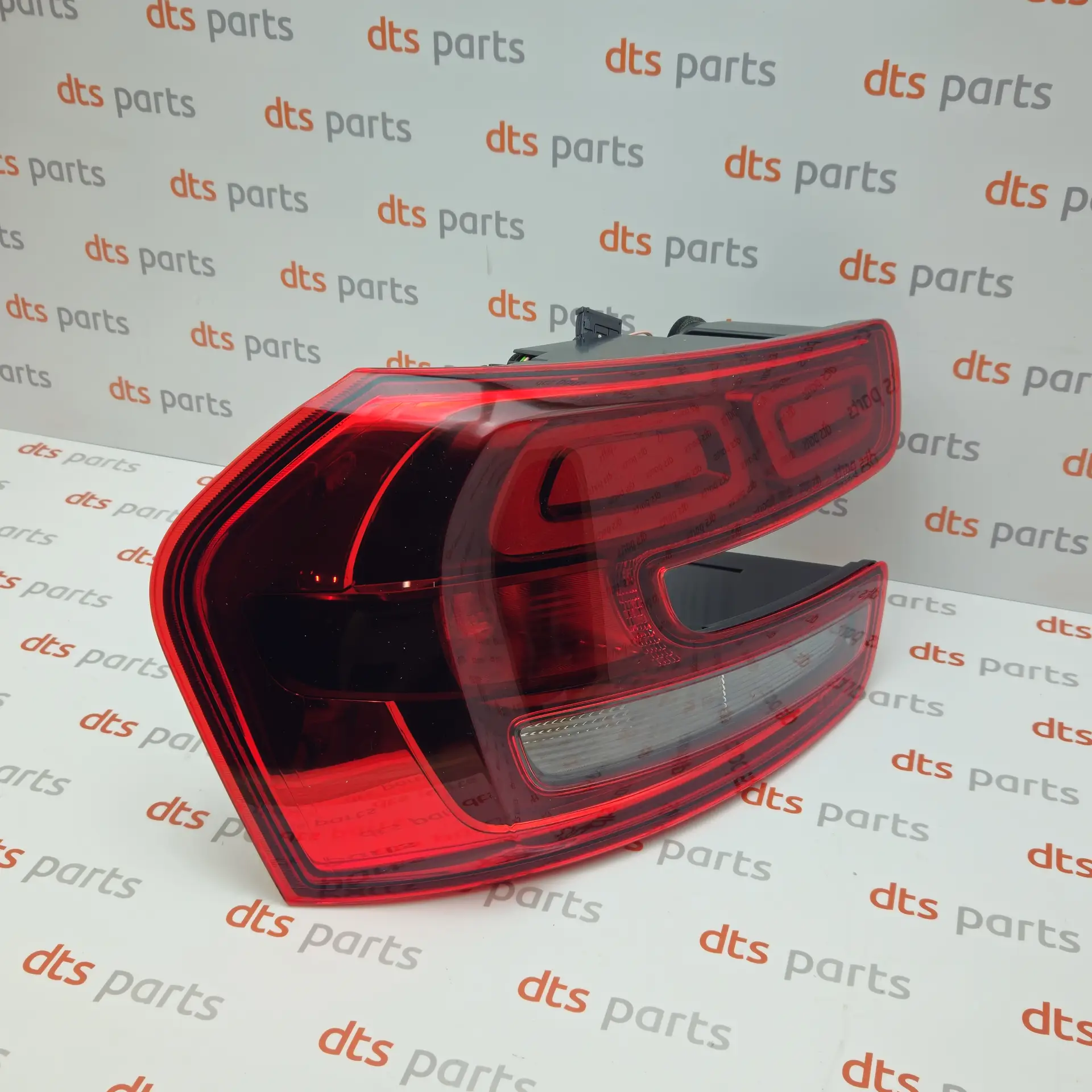 OEM PSA 9814429680 – Rear left taillight
