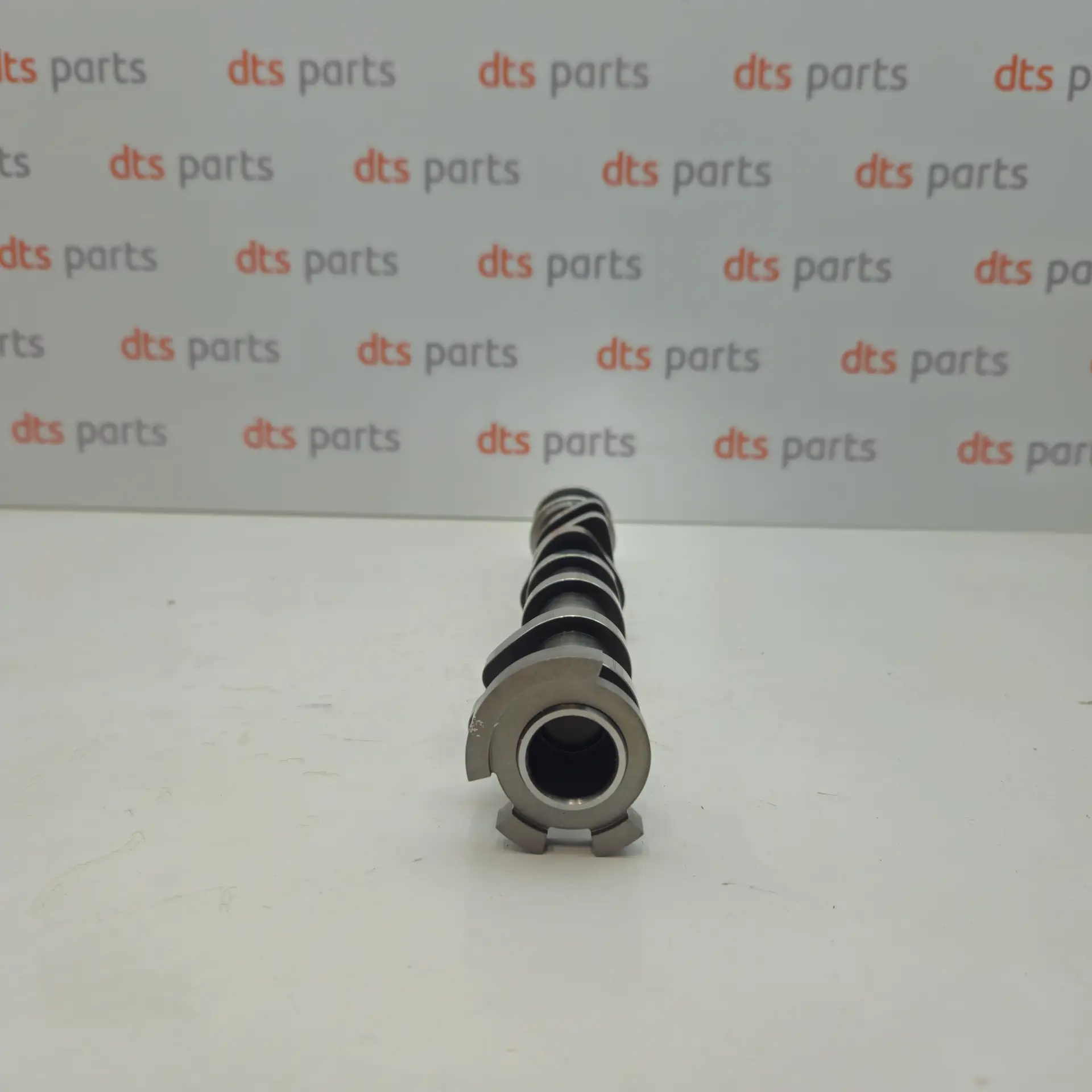 OEM PSA 9815582280 – Camshaft