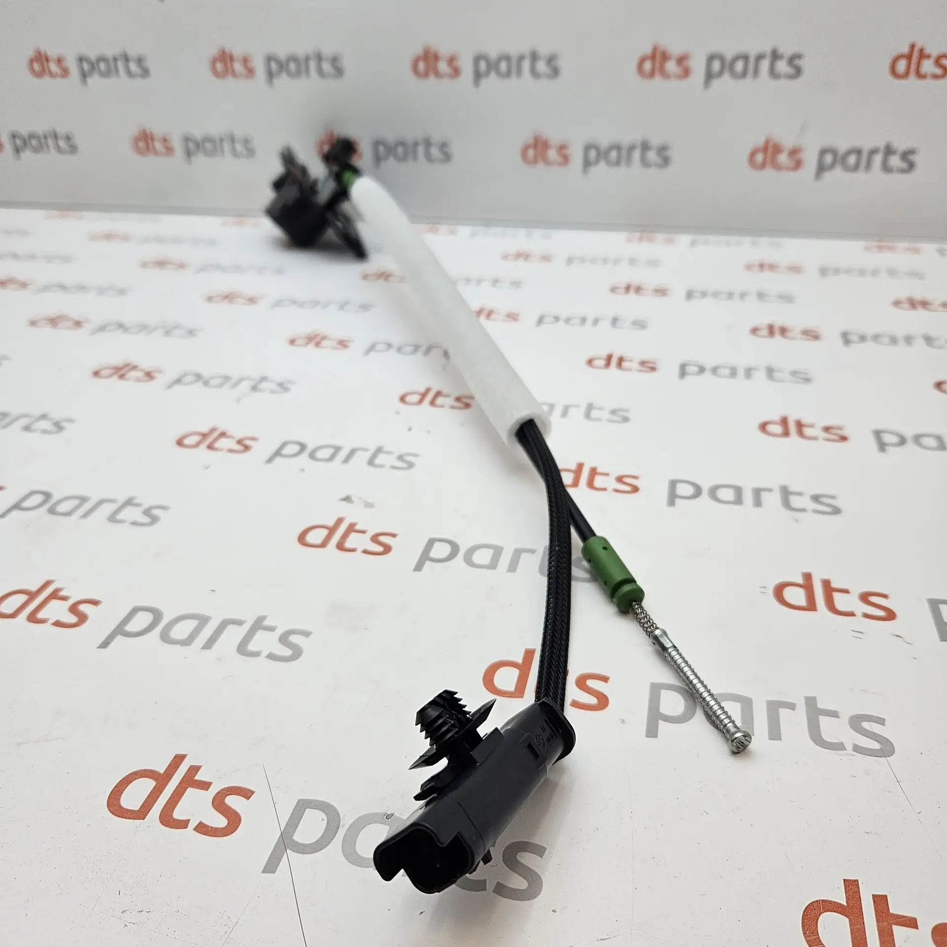 OEM PSA 9822398680 – Front door lock latch assembly with release cable & microswitch