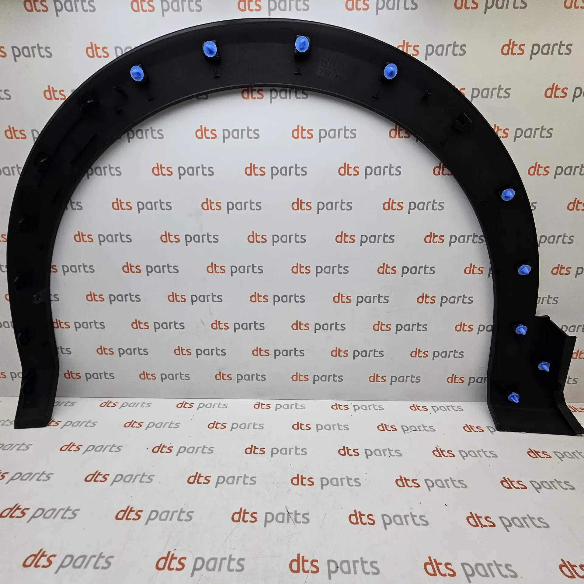 OEM PSA 98252888XT – Front right wheel arch trim