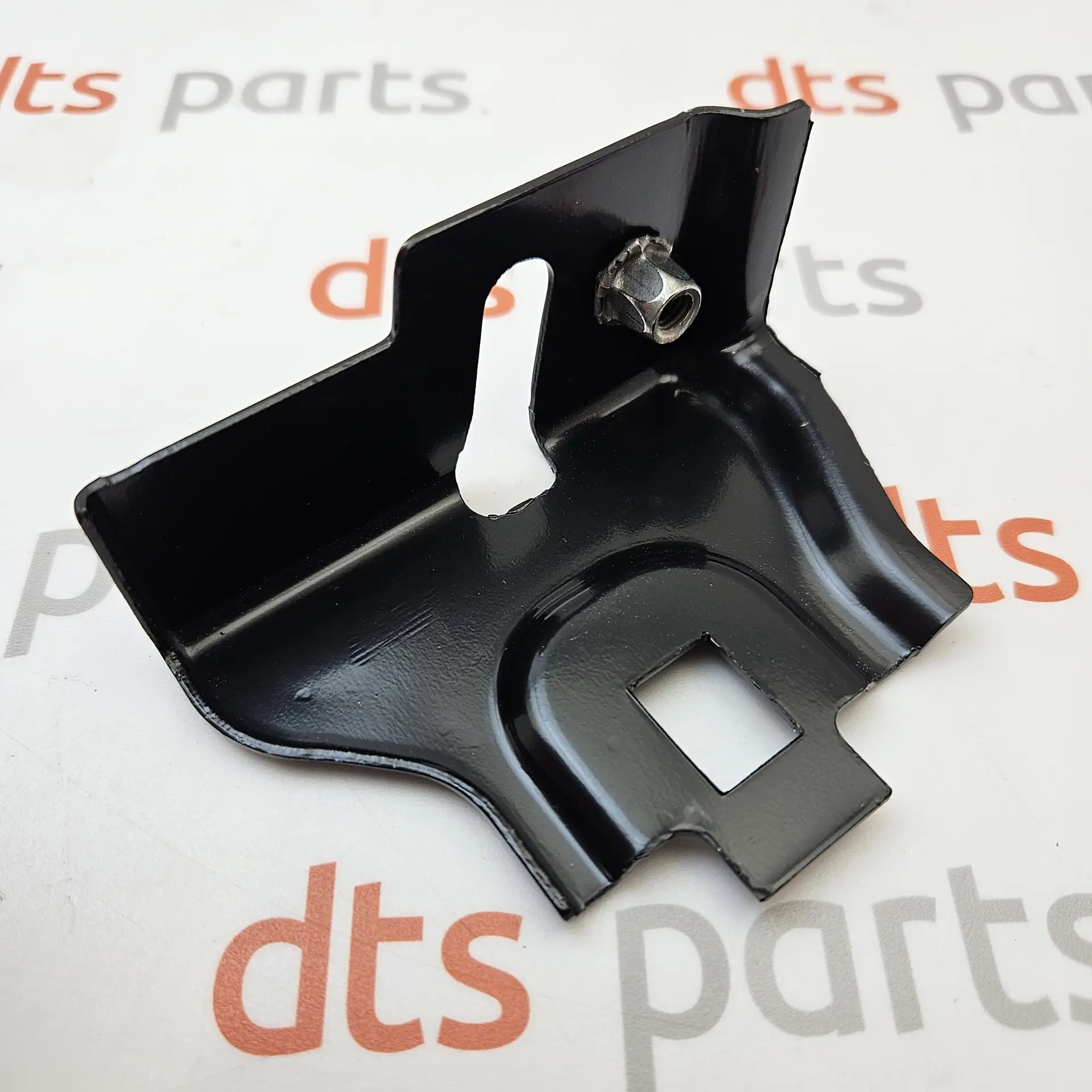 OEM Opel 9842763780 – Front bumper right side braceket