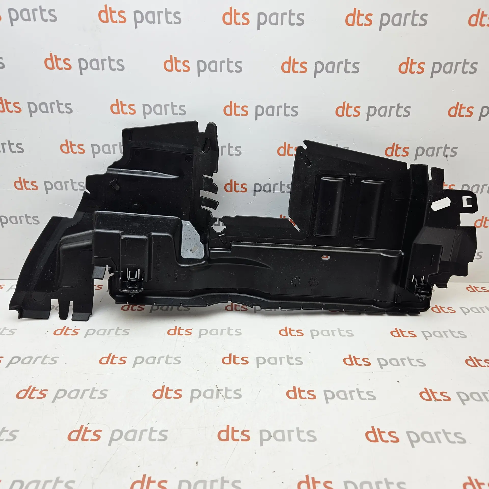 OEM Peugeot 9849413180 – Intercooler radiator air guide