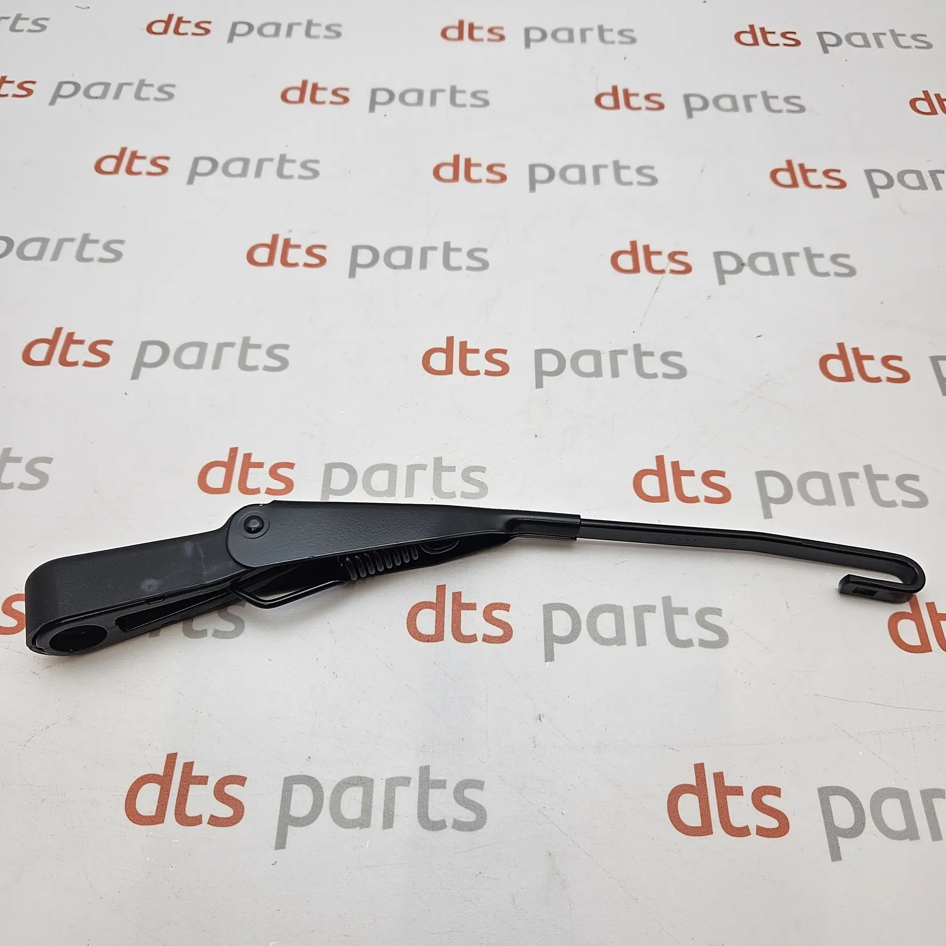 OEM Hyundai 9881017000 – Rear wiper arm