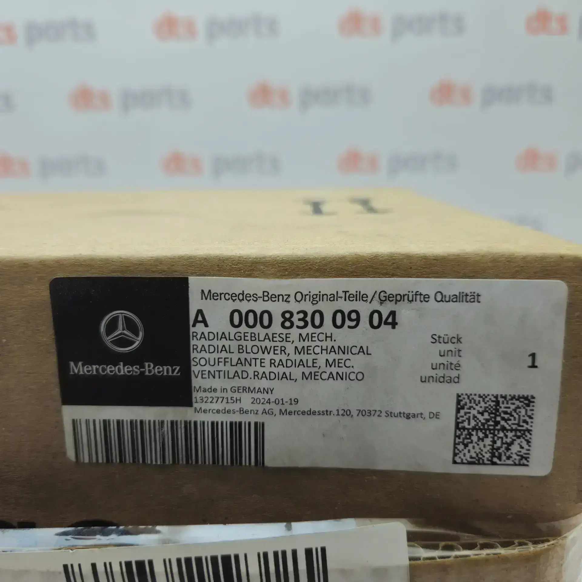 OEM Mercedes A0008300904 – Radial blower