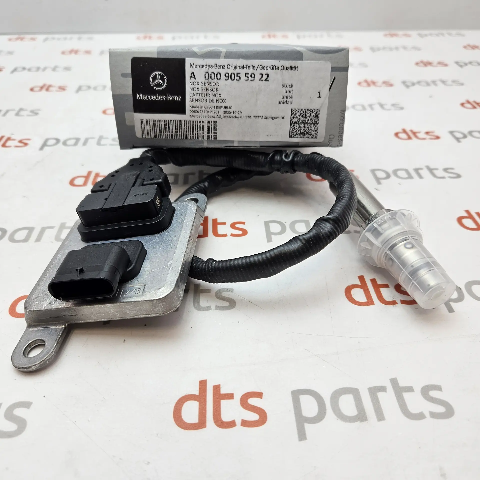 OEM Mercedes A0009055922 – Nitrogen Oxide (NOx) sensor