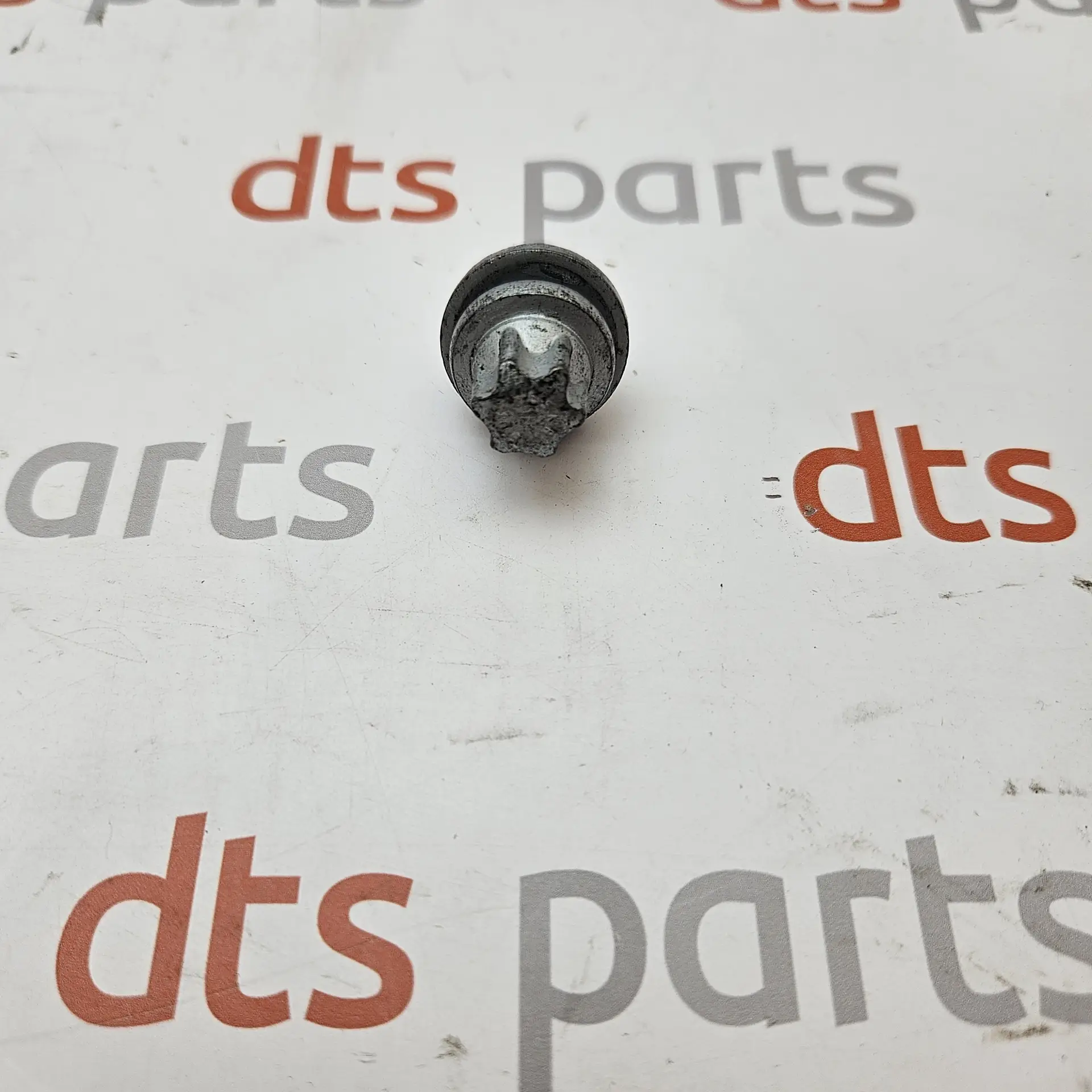 OEM Mercedes Benz A0009909103 – Front suspension strut to steering knuckle combi-screw with washer assembly