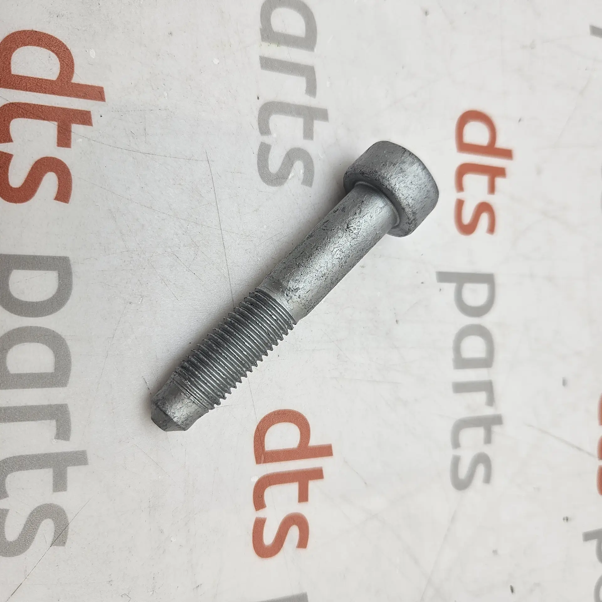OEM Mercedes A0139901301 – Screw