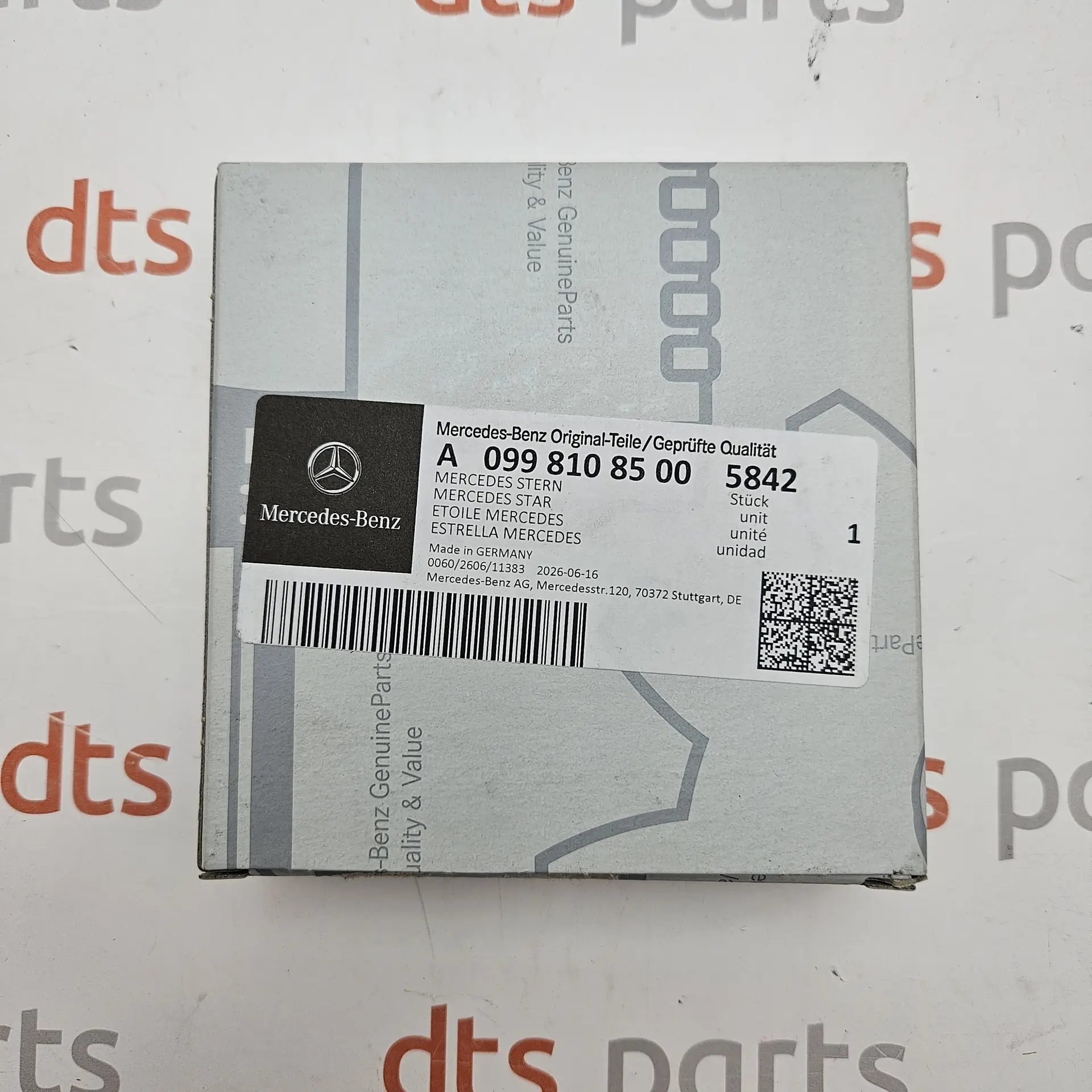 OEM Mercedes Benz A09981085005 – Rear tailgate / boot lid Mercedes star emblem