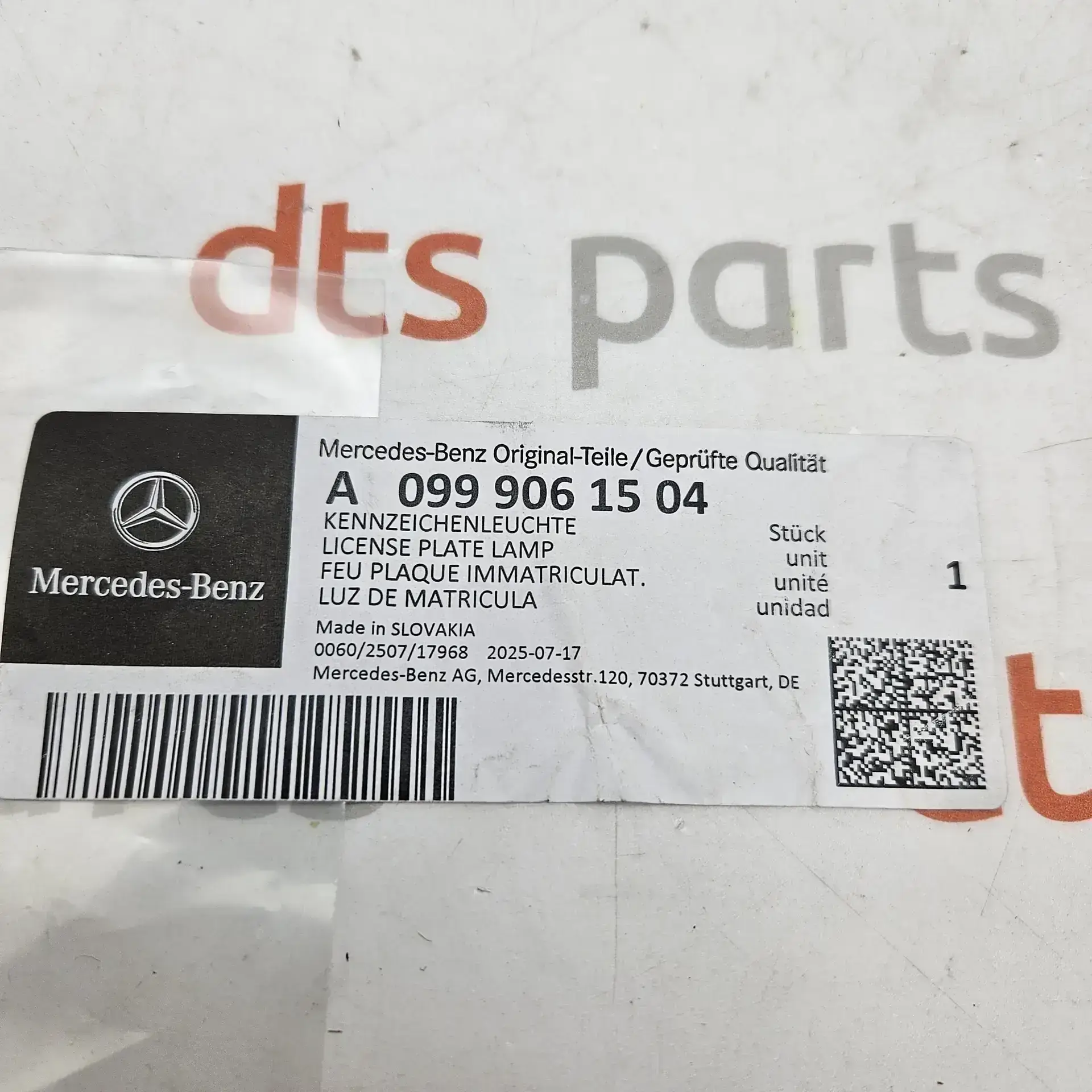 OEM Mercedes A0999061504 – License plate lamp