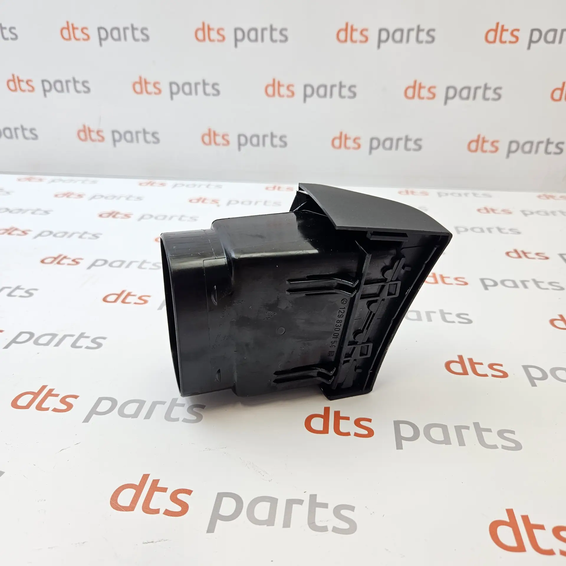 OEM Mercedes Benz A12983001549115 – Front dashboard side air vent