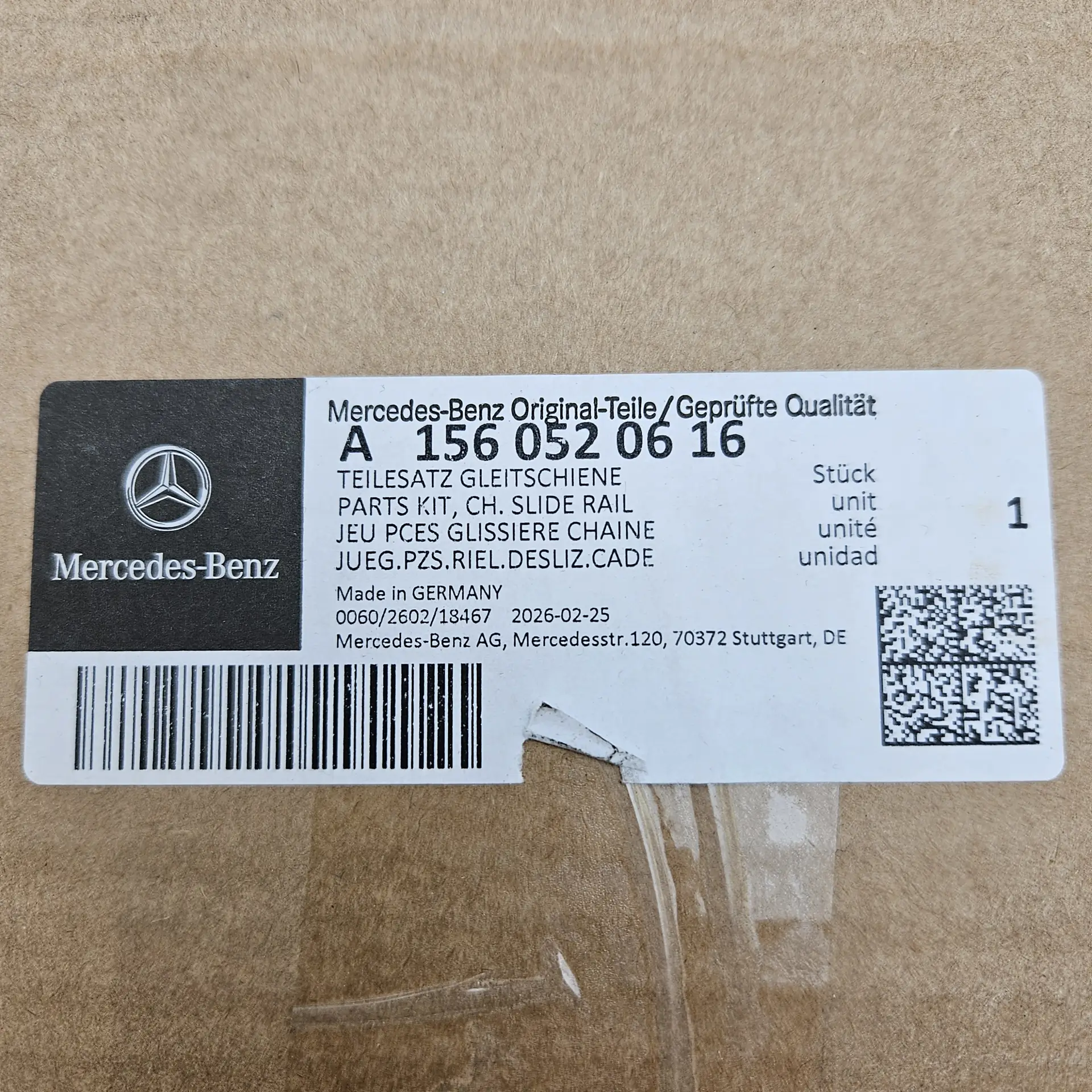 OEM Mercedes Benz A1560520616 – Main engine timing chain and guide rail assembly kit