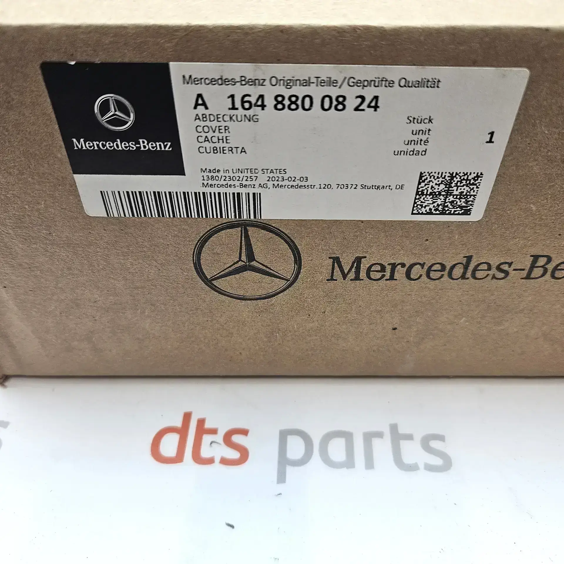 OEM Mercedes A1648800824 – Front right fog light trim