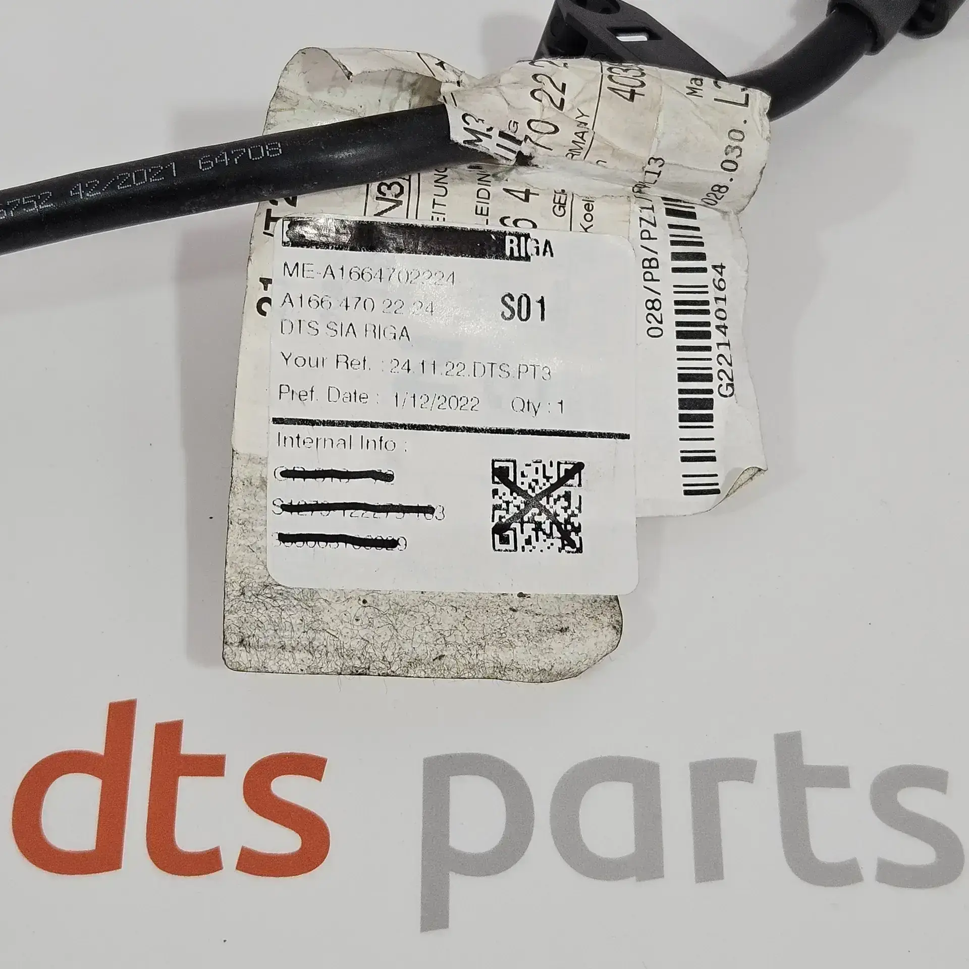 OEM Mercedes A1664702224 – Fuel line