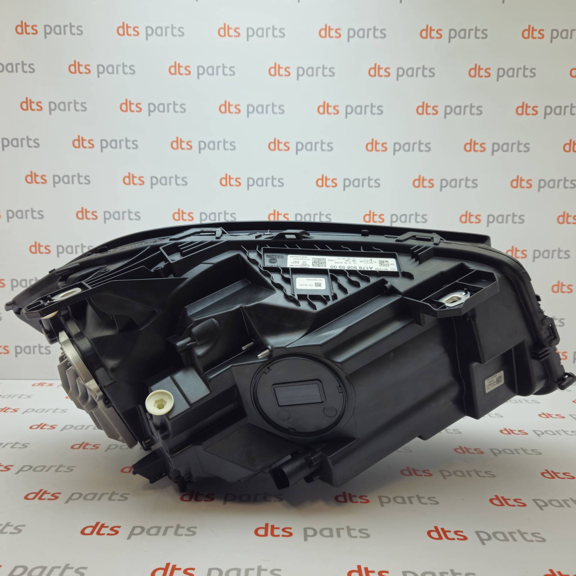 OEM Mercedes Benz A1769065900 – Front left LED headlight