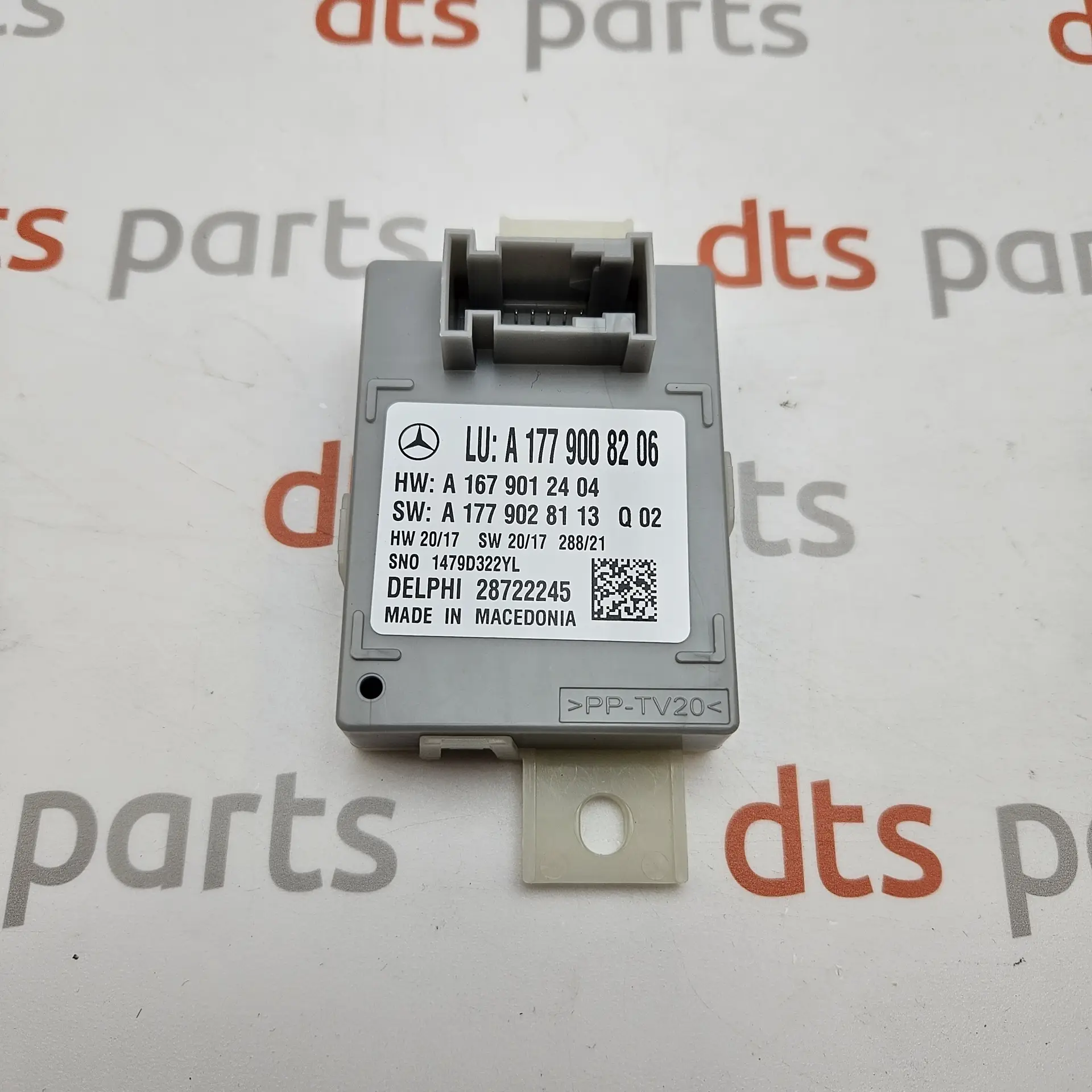 OEM Mercedes A1779008206 – Ambient lightning control module
