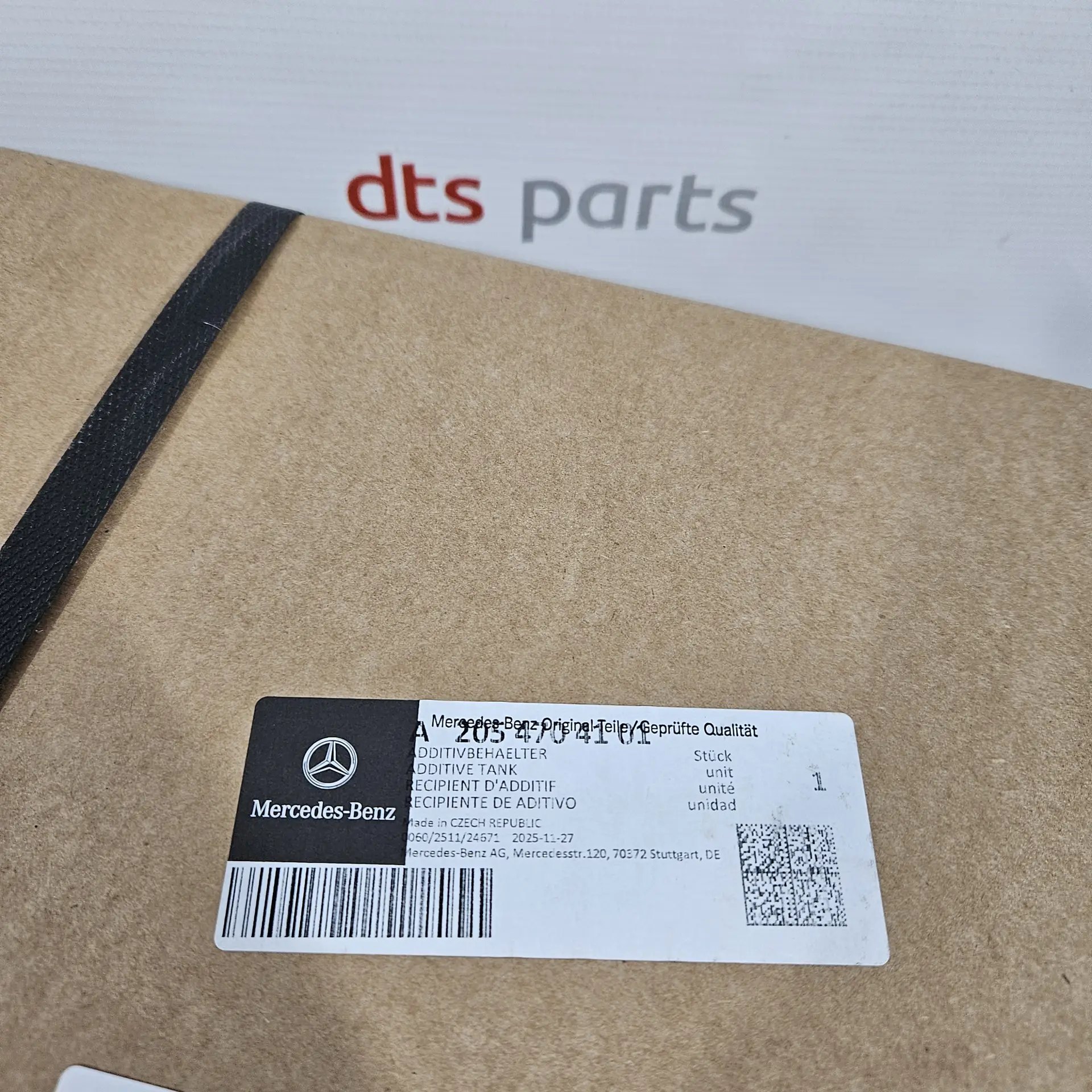OEM Mercedes A2054704101 – Additive Tank