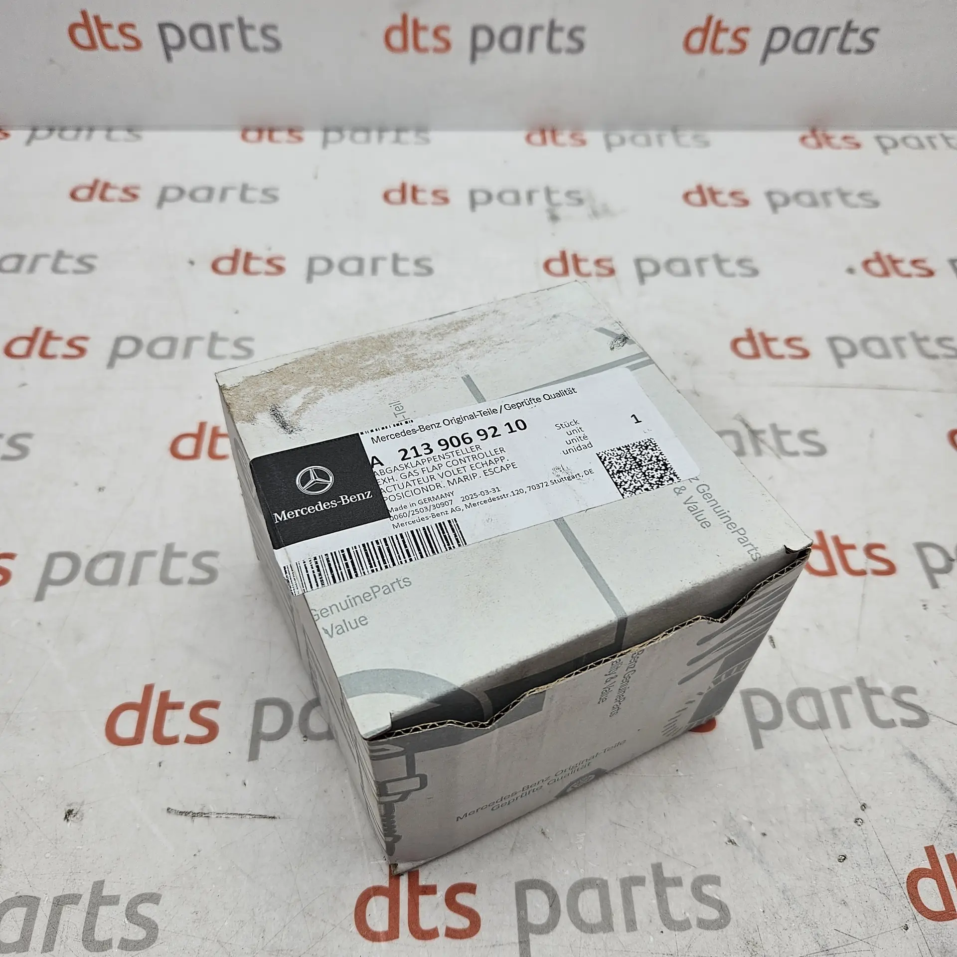 OEM Mercedes Benz A2139069210 – Exhaust control flap adjustment actuator motor