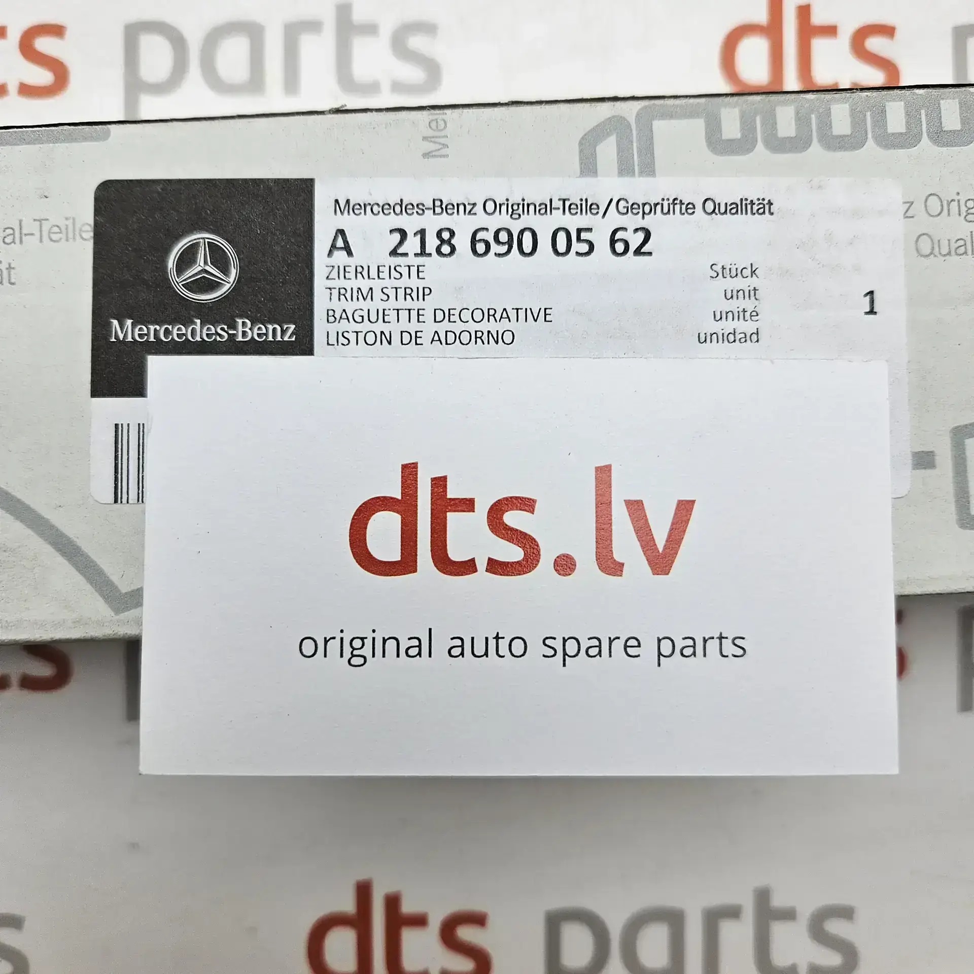 OEM Mercedes A2186900562 – Rear left door molding