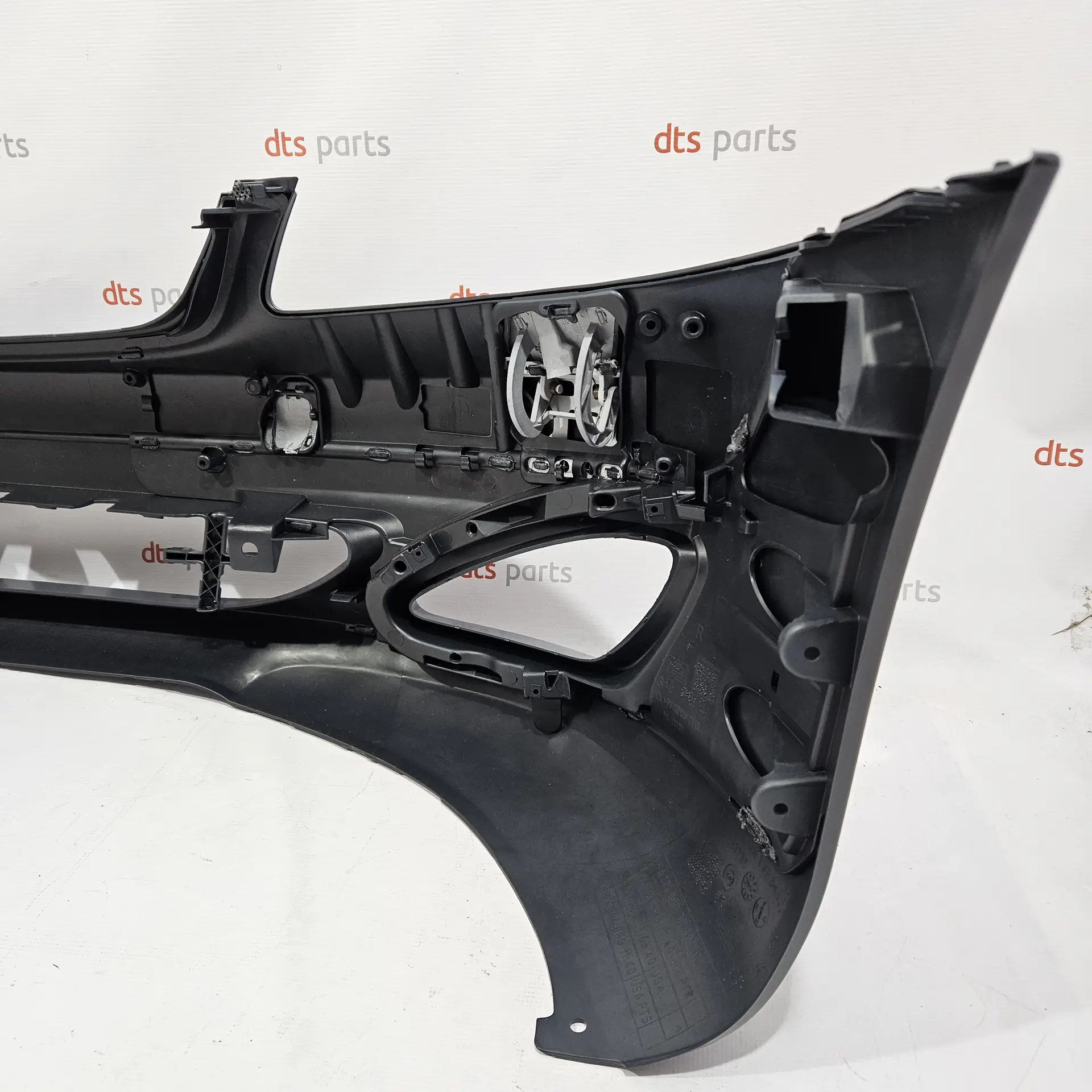 OEM Mercedes A22188000409999 – Front bumper