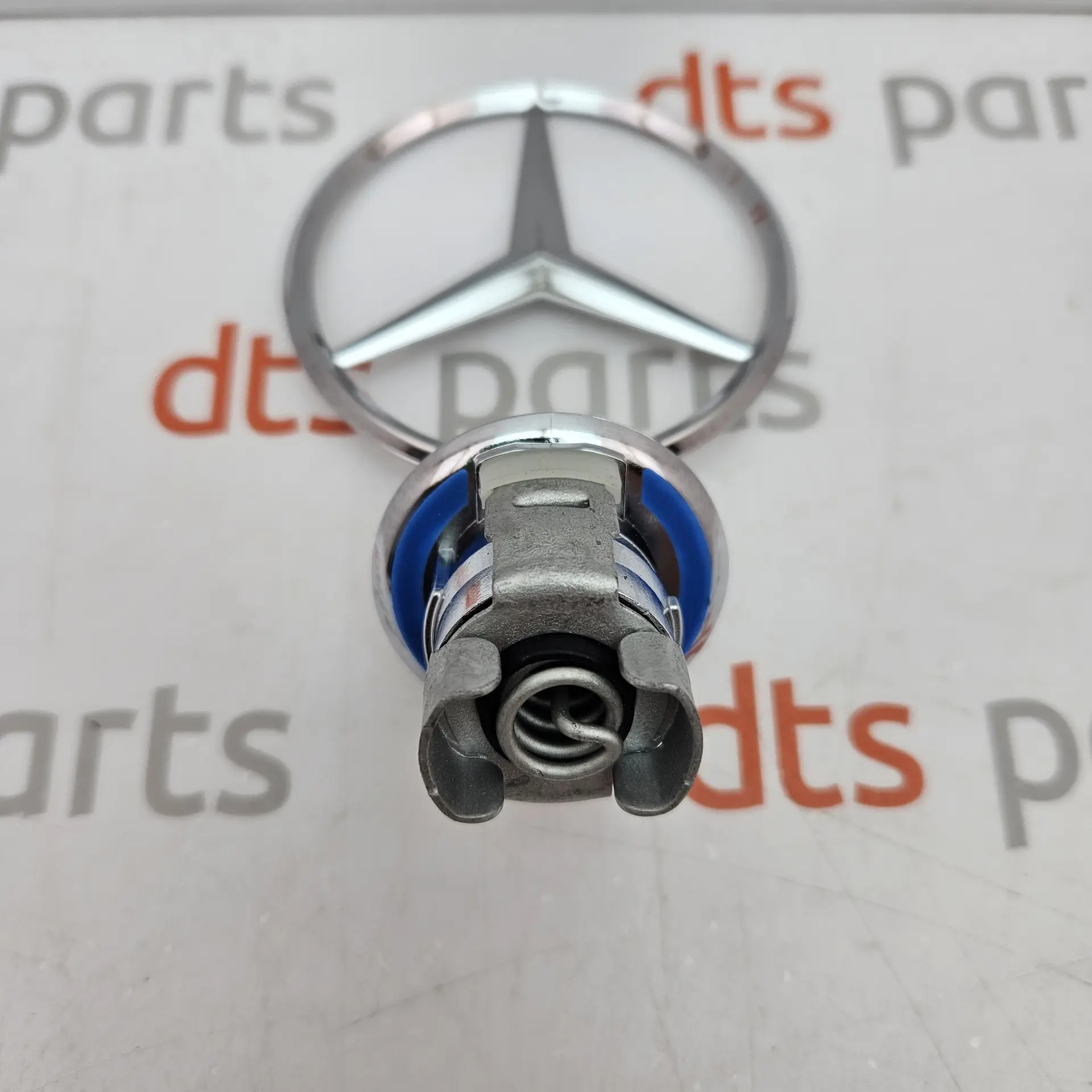OEM Mercedes A2218800086 – Hood star emblem