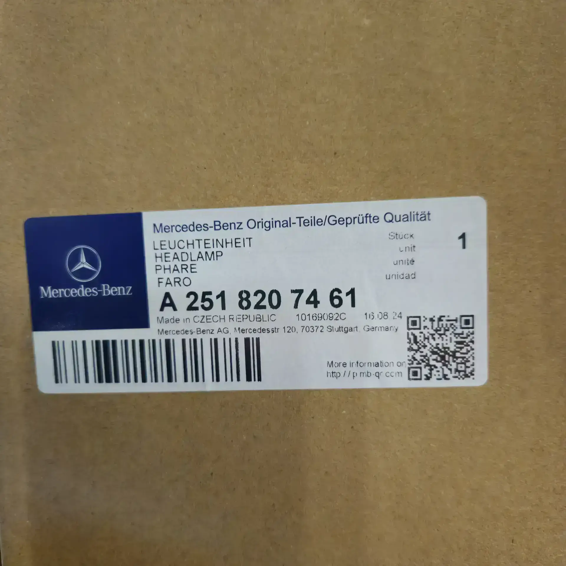 OEM Mercedes Benz A2518207461 – Front right xenon headlight