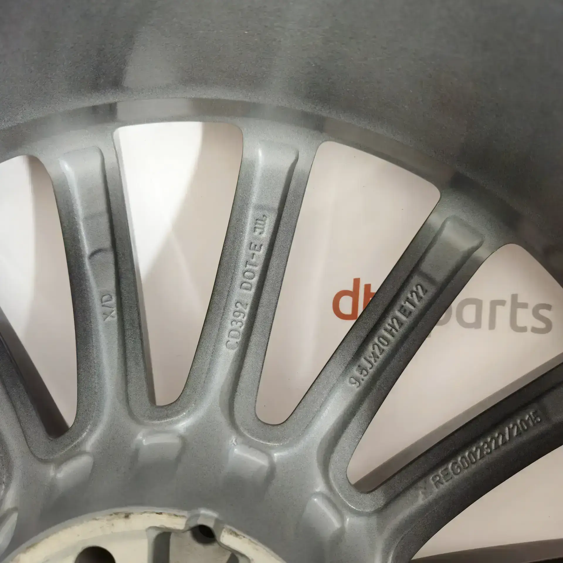 OEM Mercedes A25340119007X21 – 20'' AMG multi spoke wheel