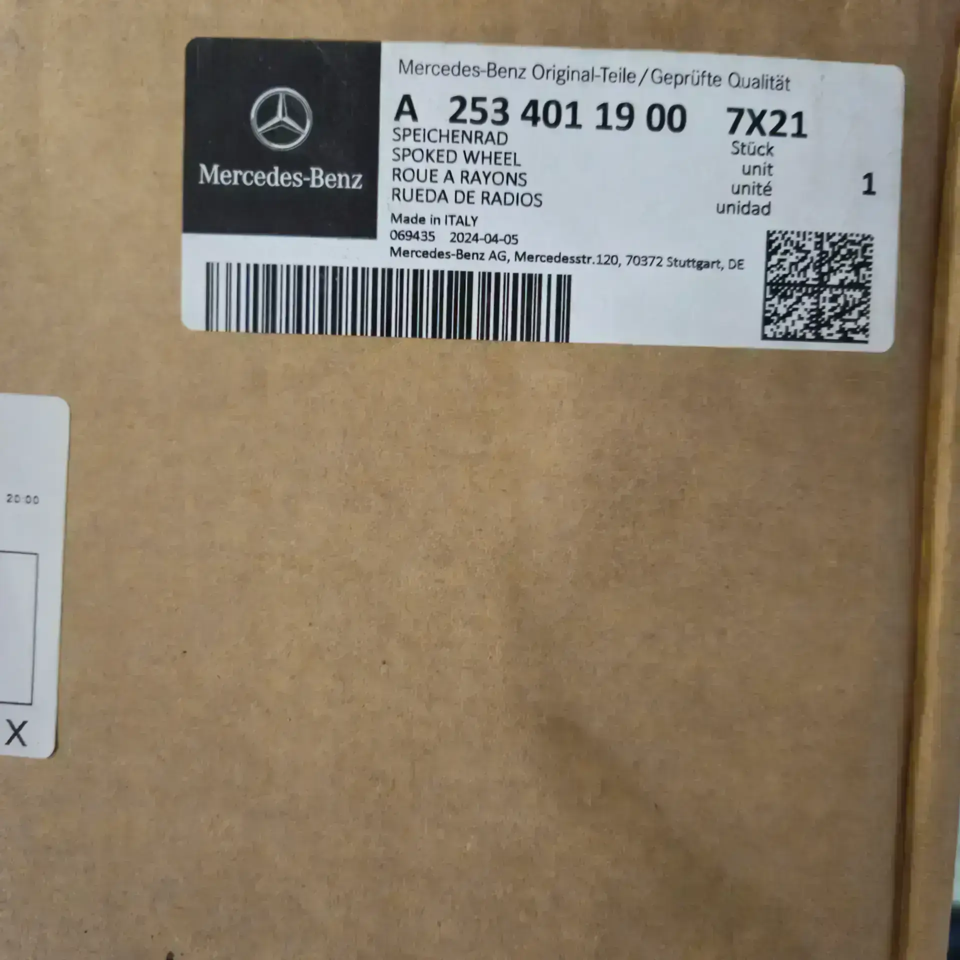 OEM Mercedes A25340119007X21 – 20'' AMG multi spoke wheel