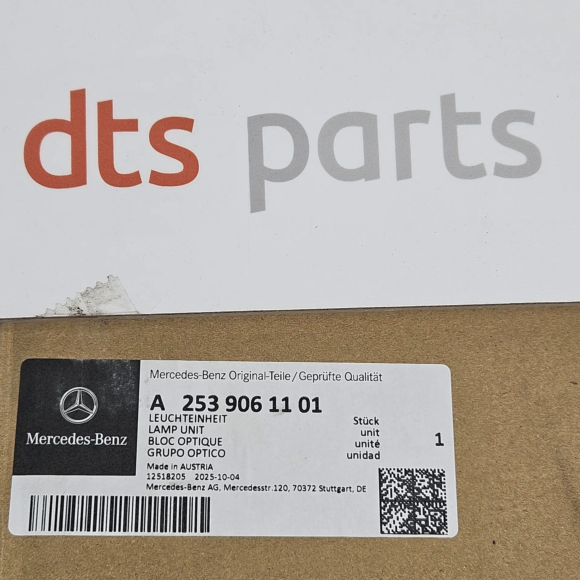 OEM Mercedes A2539061101 – Front left headlight
