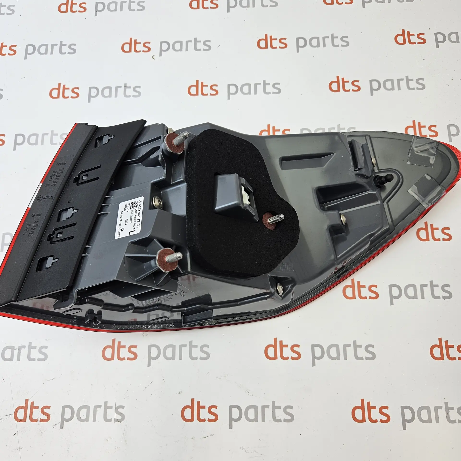 OEM Mercedes Benz A2539067300 – Outer LED tail light lamp left-hand side