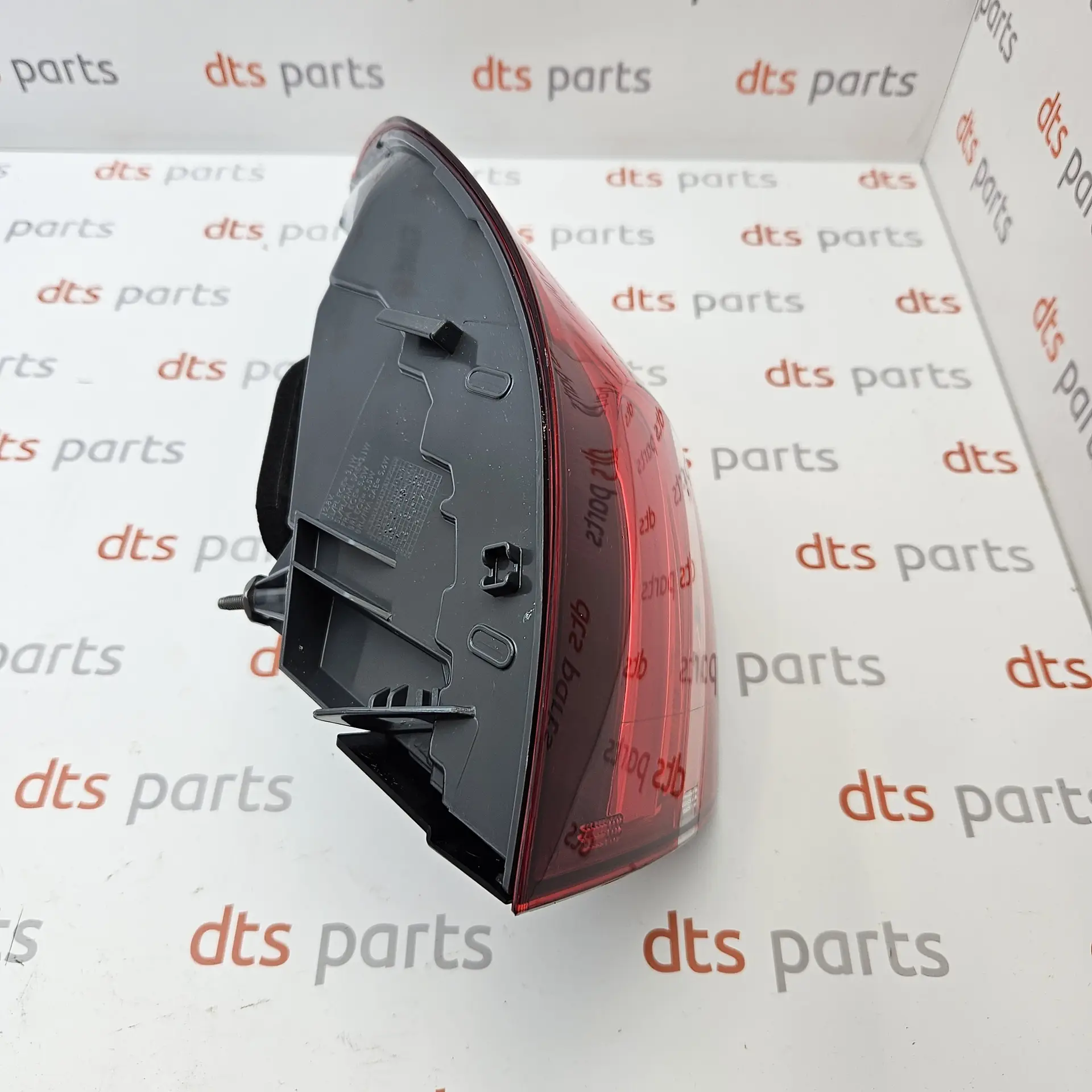 OEM Mercedes Benz A2539067300 – Outer LED tail light lamp left-hand side
