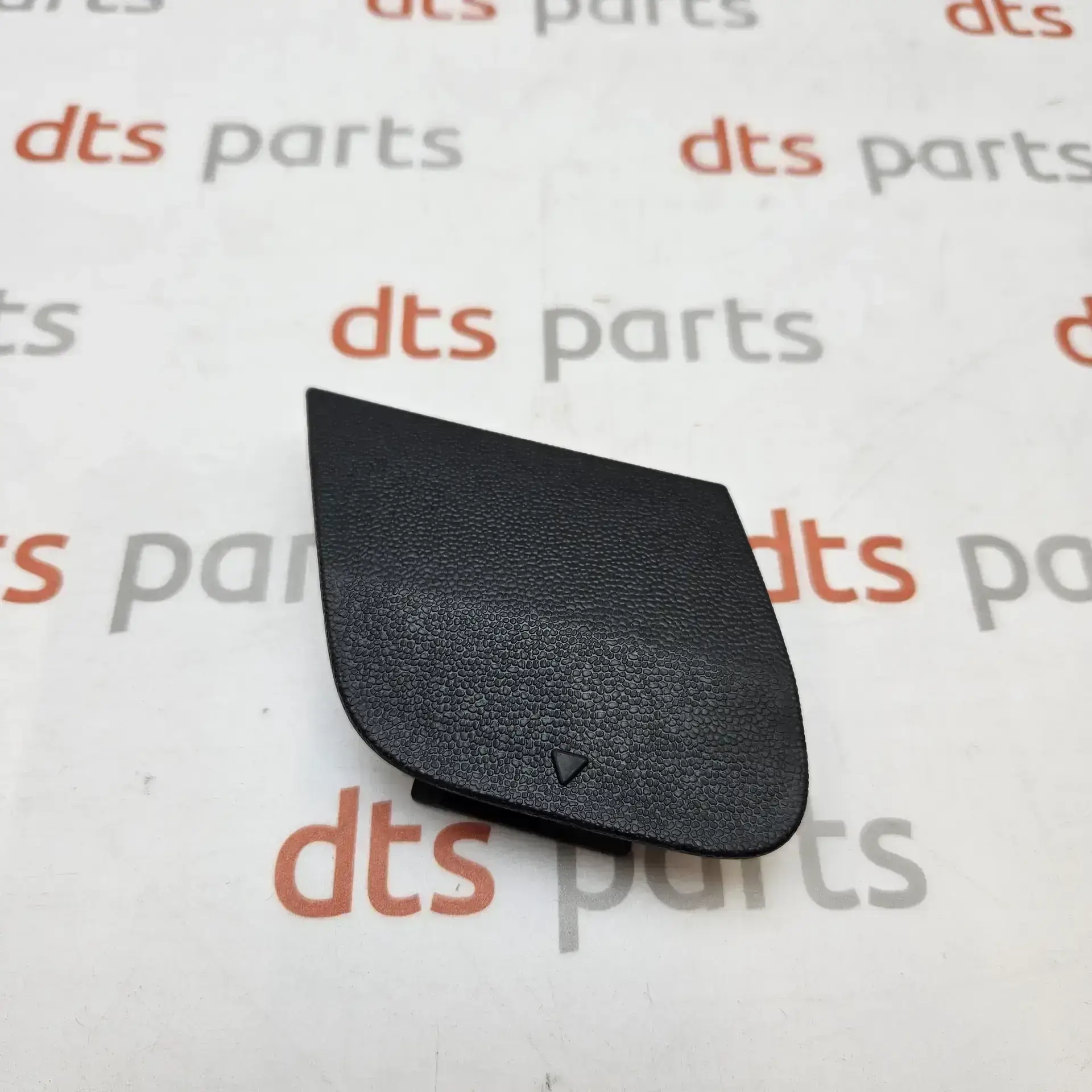 OEM Mercedes A2928854422 – Towing eye cover