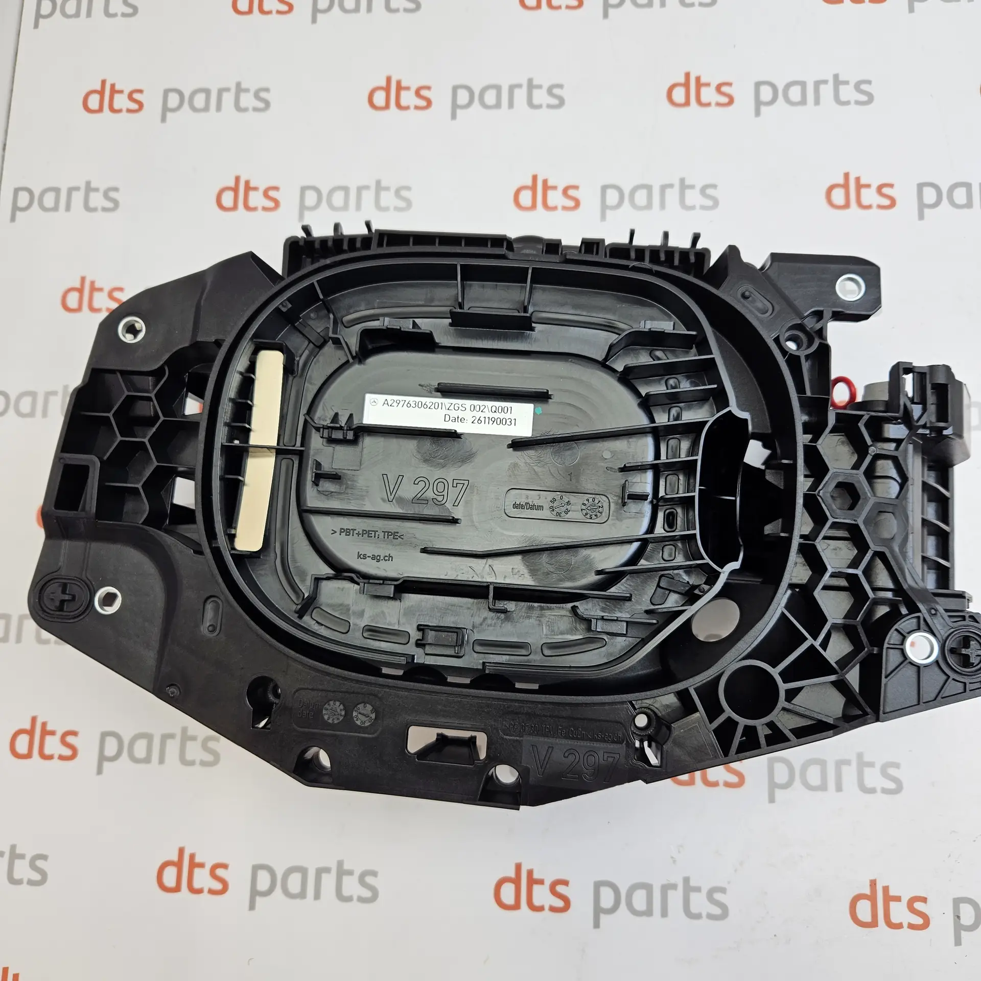 OEM Mercedes Benz A2976306201 – Electric car charge socket cover