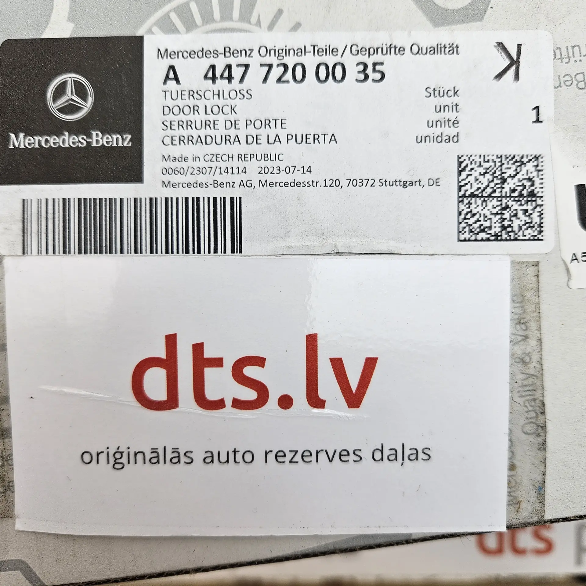 OEM Mercedes A4477200035 – Front door integrated lock latch
