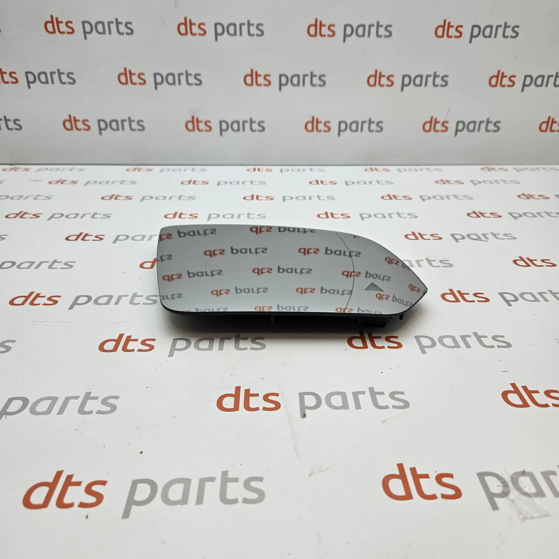 OEM Mercedes Benz A4478110533 – Exterior side mirror glass replacement element right-hand side with heating & blind spot warning