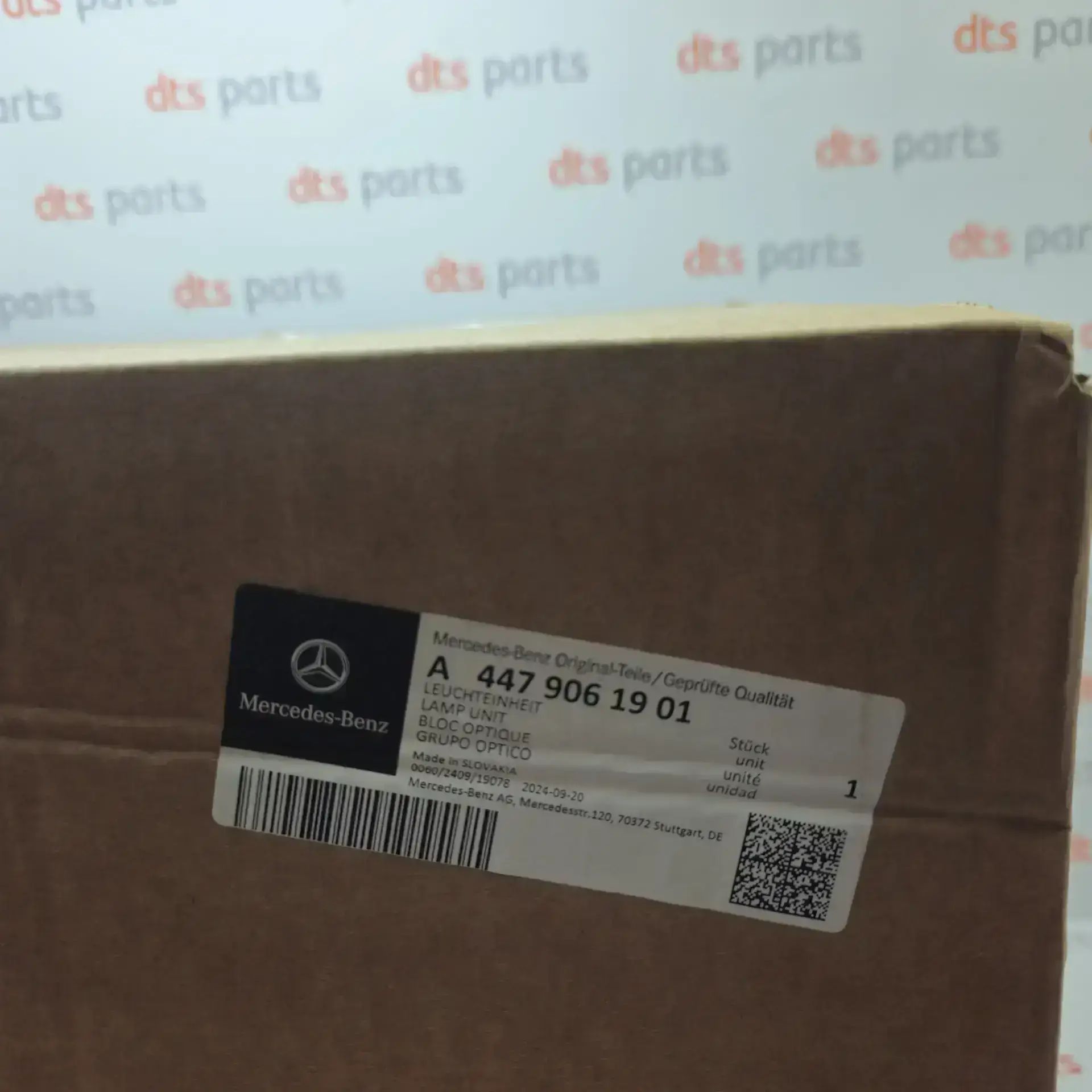 OEM Mercedes A4479061901 – Front right LED headlight