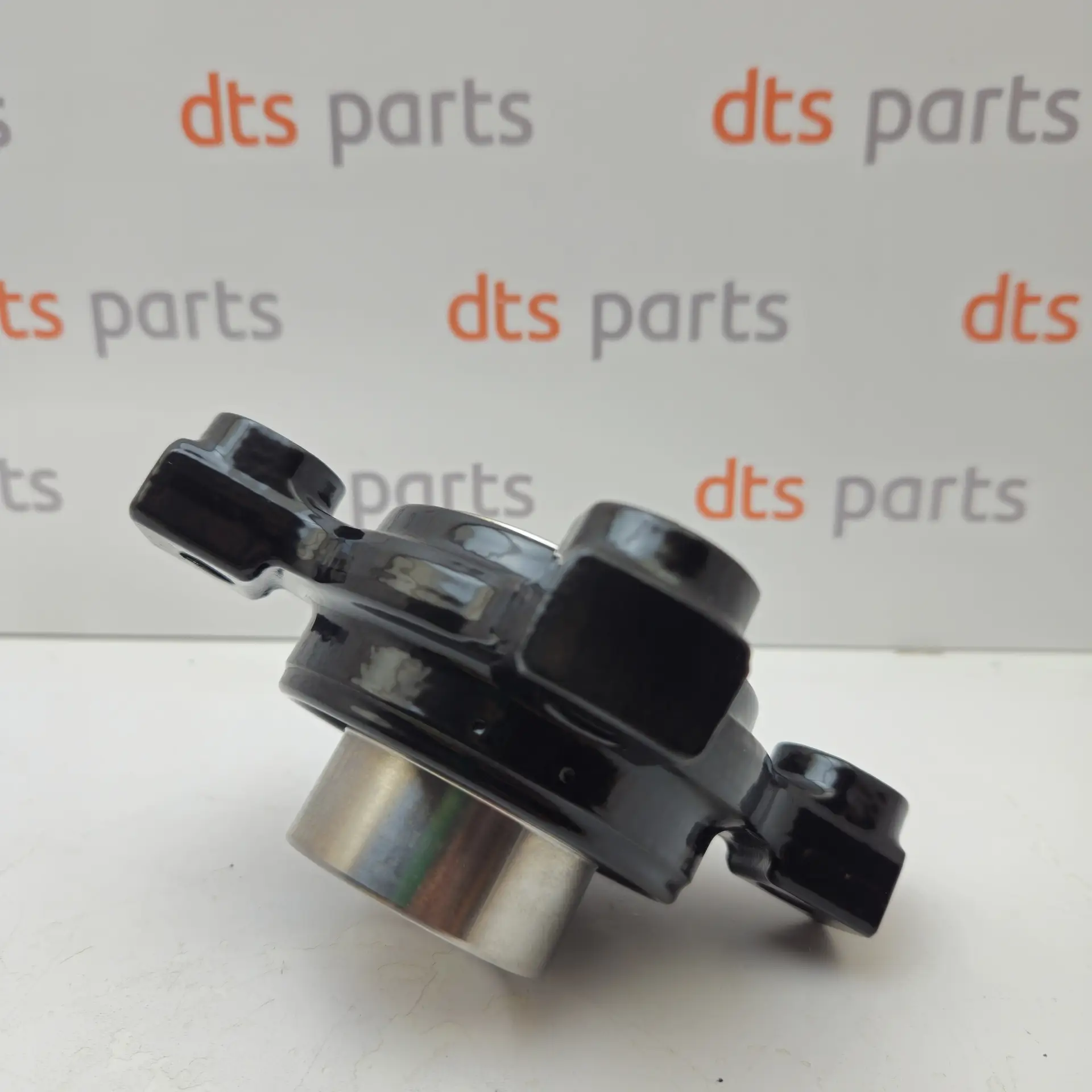 OEM Mercedes Benz A6392820245 – Rear axle coupling flange