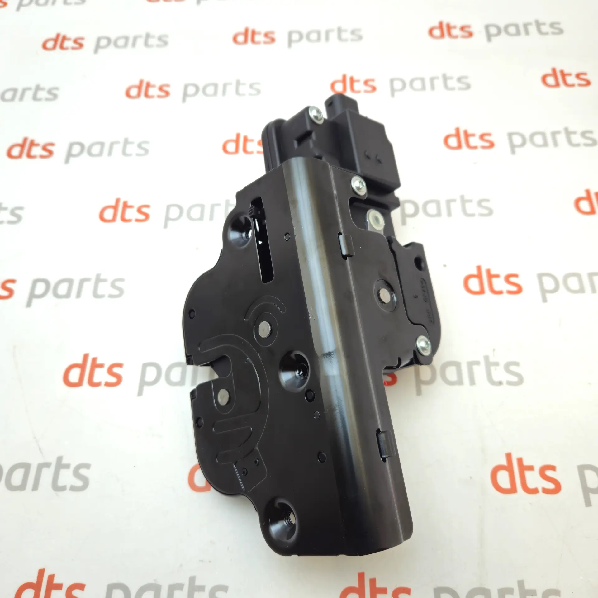 OEM Mercedes Benz A6397401635 – Tailgate lock