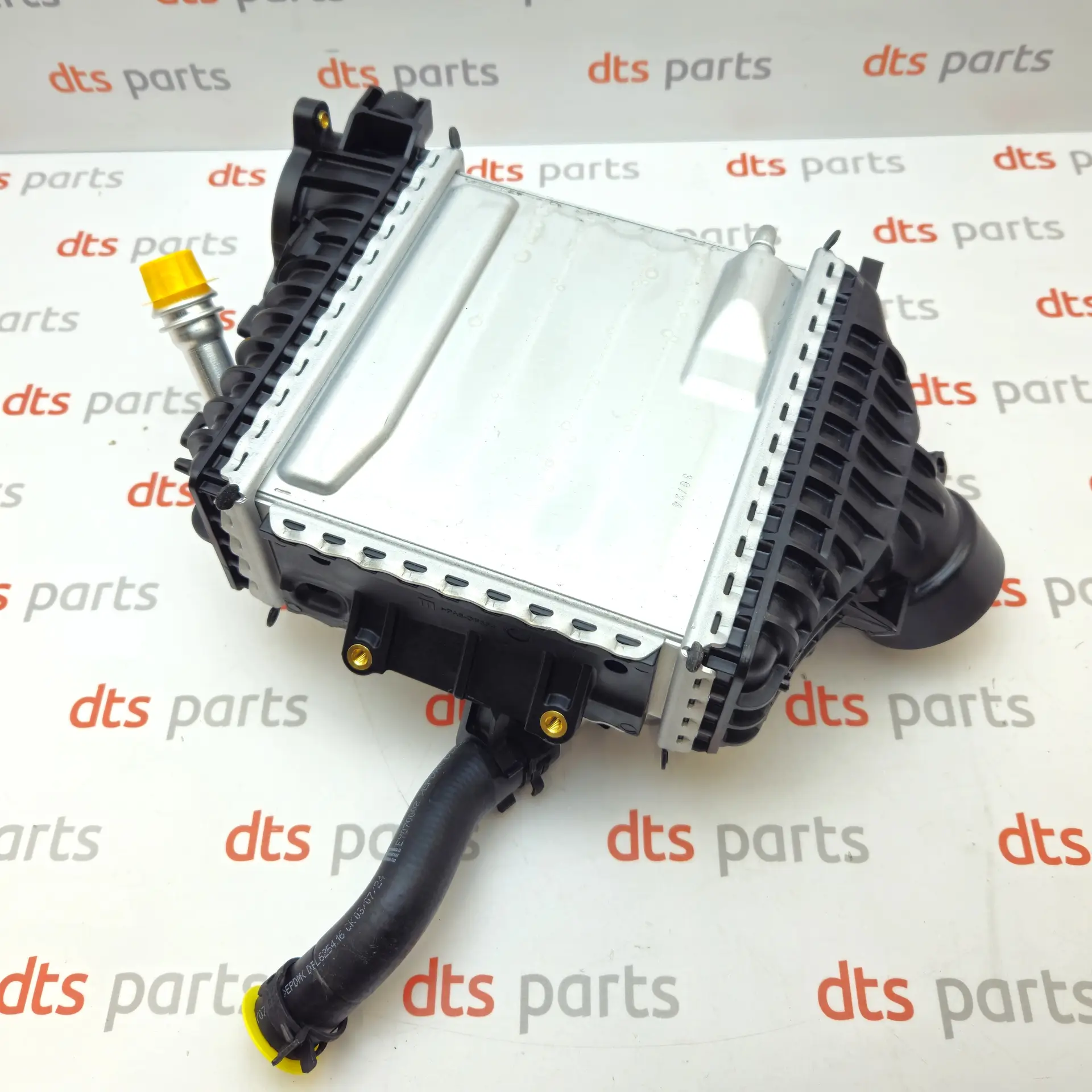 OEM Mercedes Benz A6540904101 – Charge air cooler