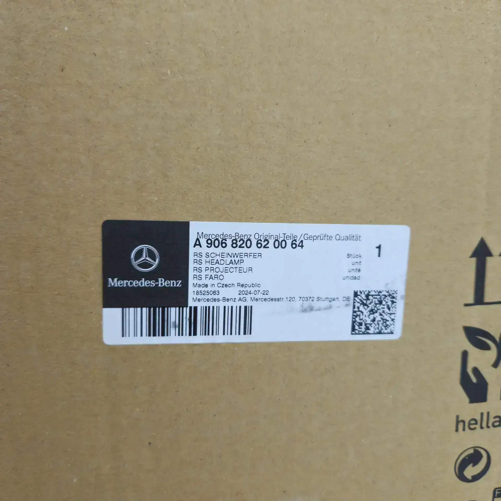 OEM Mercedes Benz A906820620064 – Front, right headlight