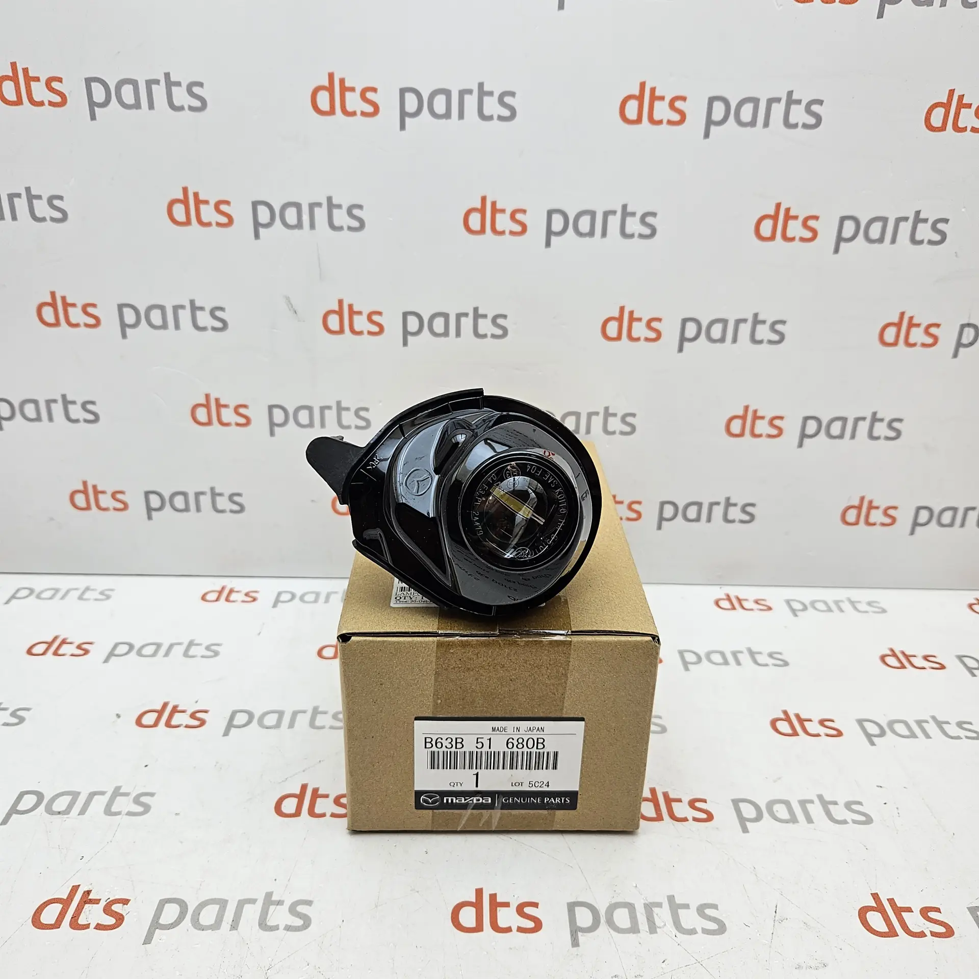 OEM Mazda B63B51680B – Front left fog light