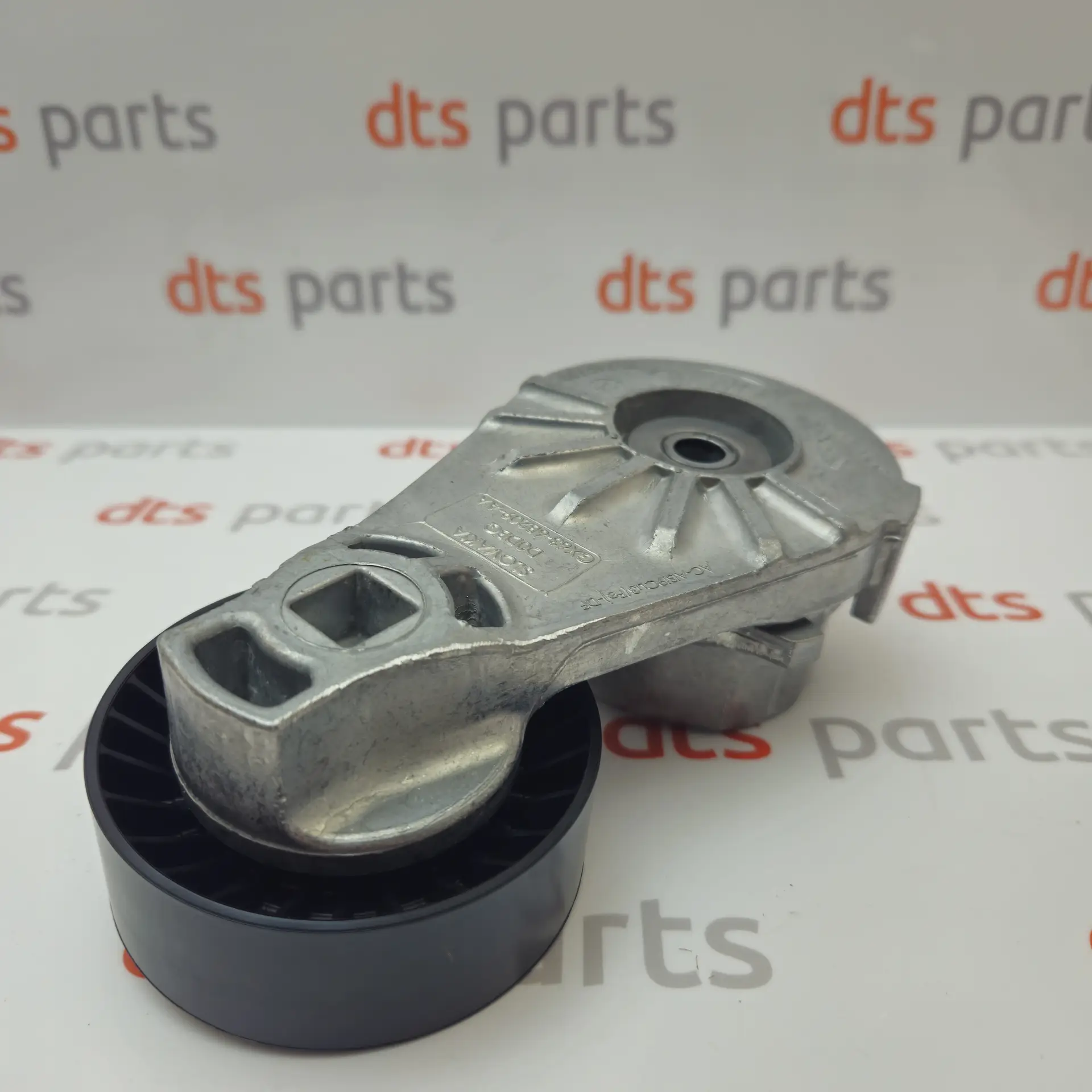 OEM Jaguar C2D45642 – Drive belt tensioner Fits Jaguar F-Pace,F-Type,XE,XF,XJ,XJR