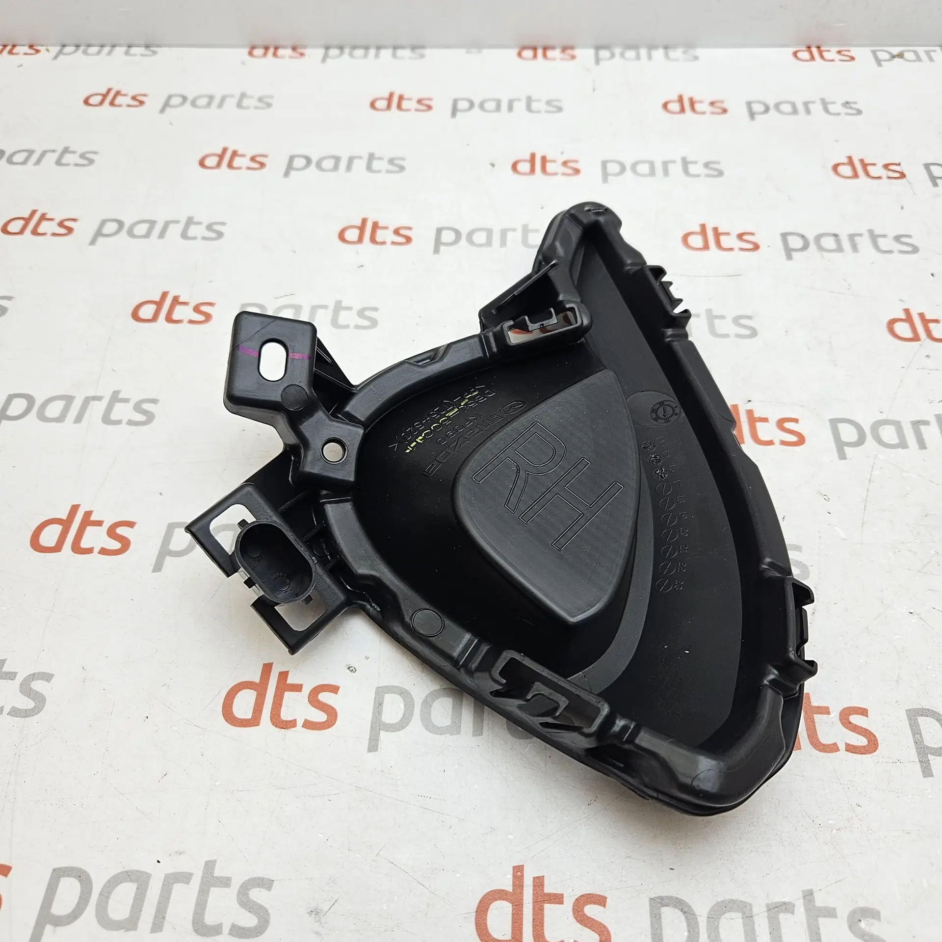 OEM Mazda DB5J50C11 – Front right bumper fog light hole block off trim cover