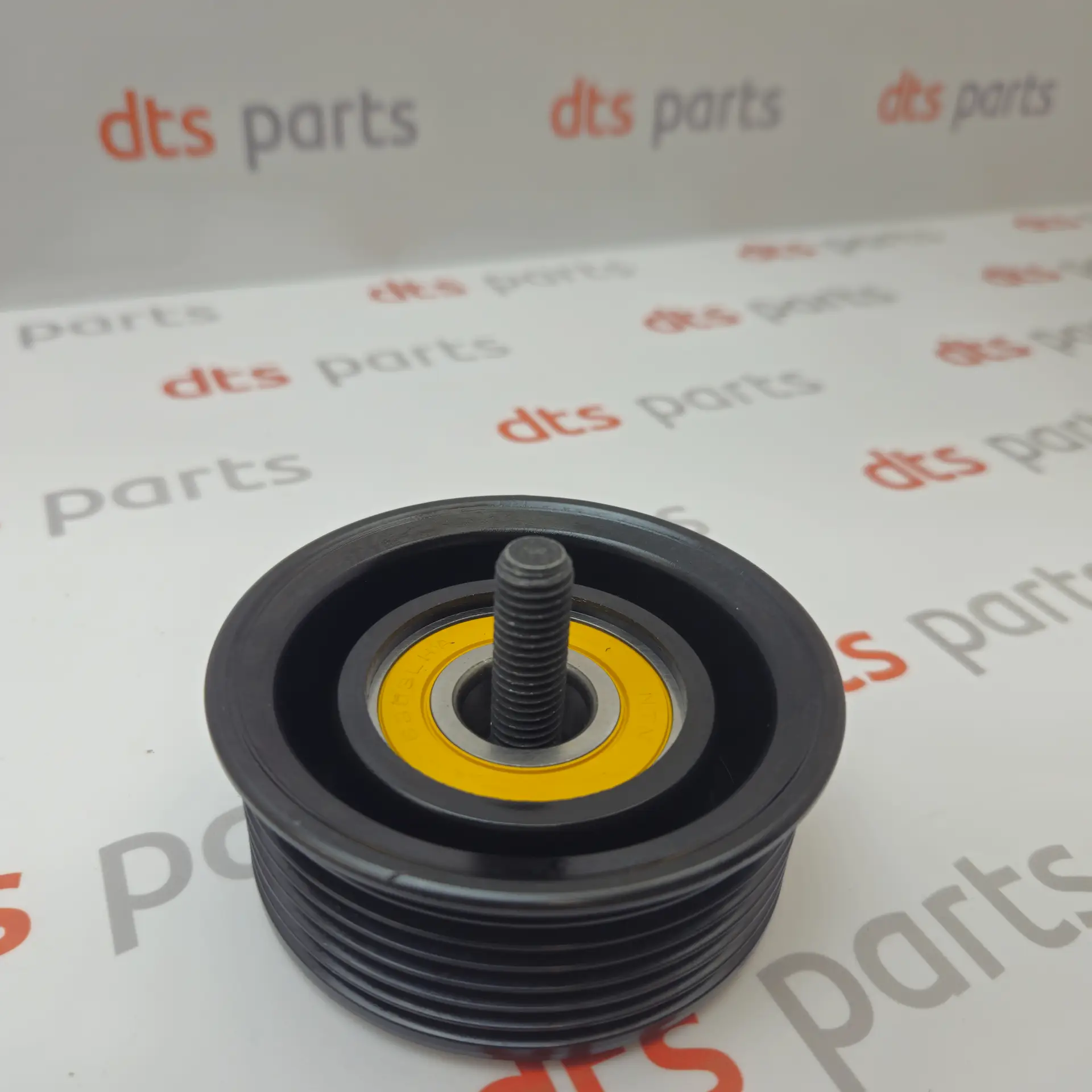 OEM Land Rover ERR6658 – Drive belt idler pulley