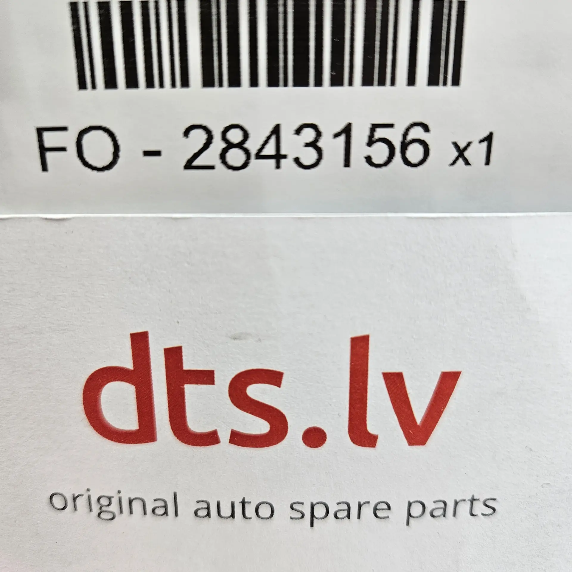 OEM Ford FO2843156 – Front left headlight assembly
