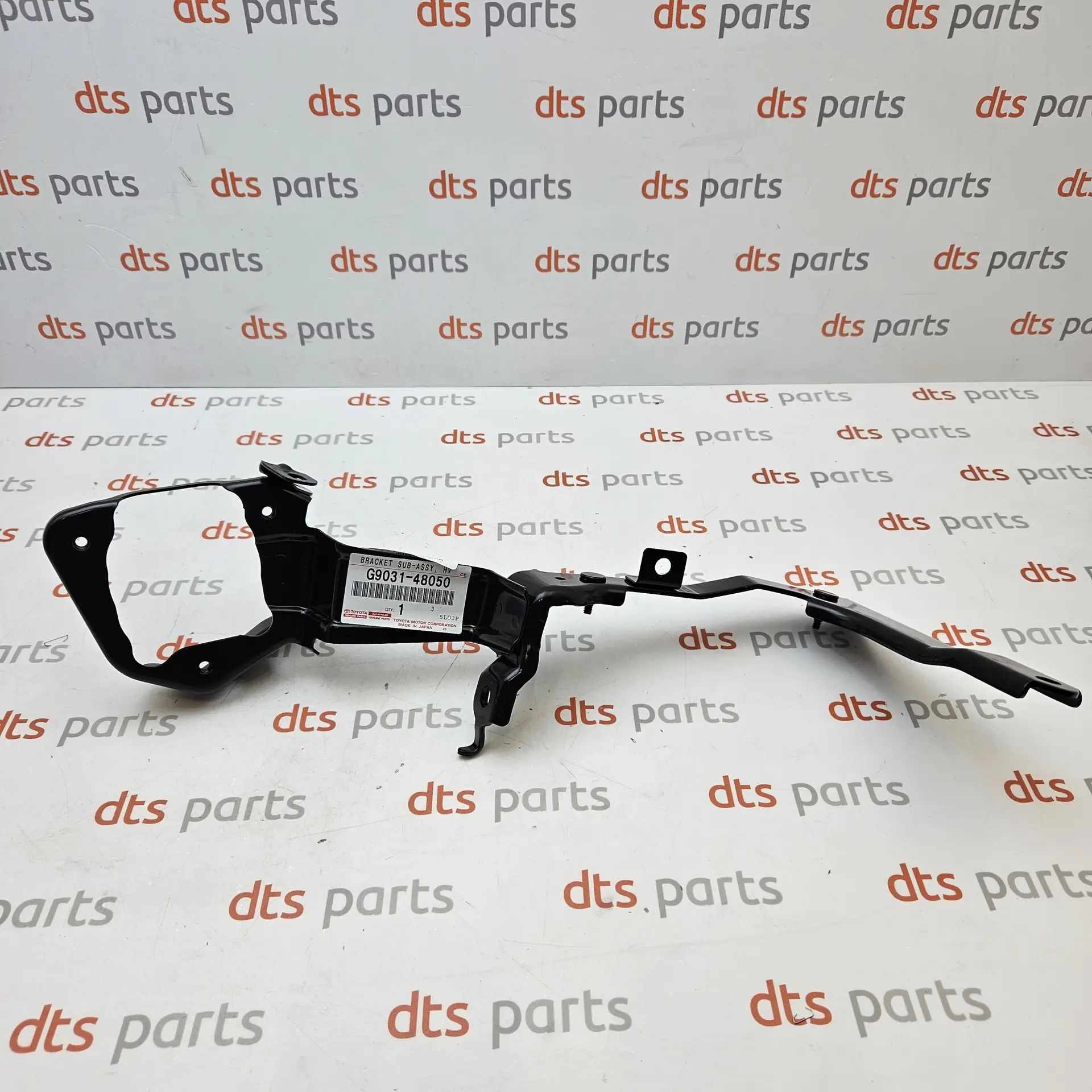OEM Toyota G903148050 – HV Water Pump Bracket Sub-Assembly